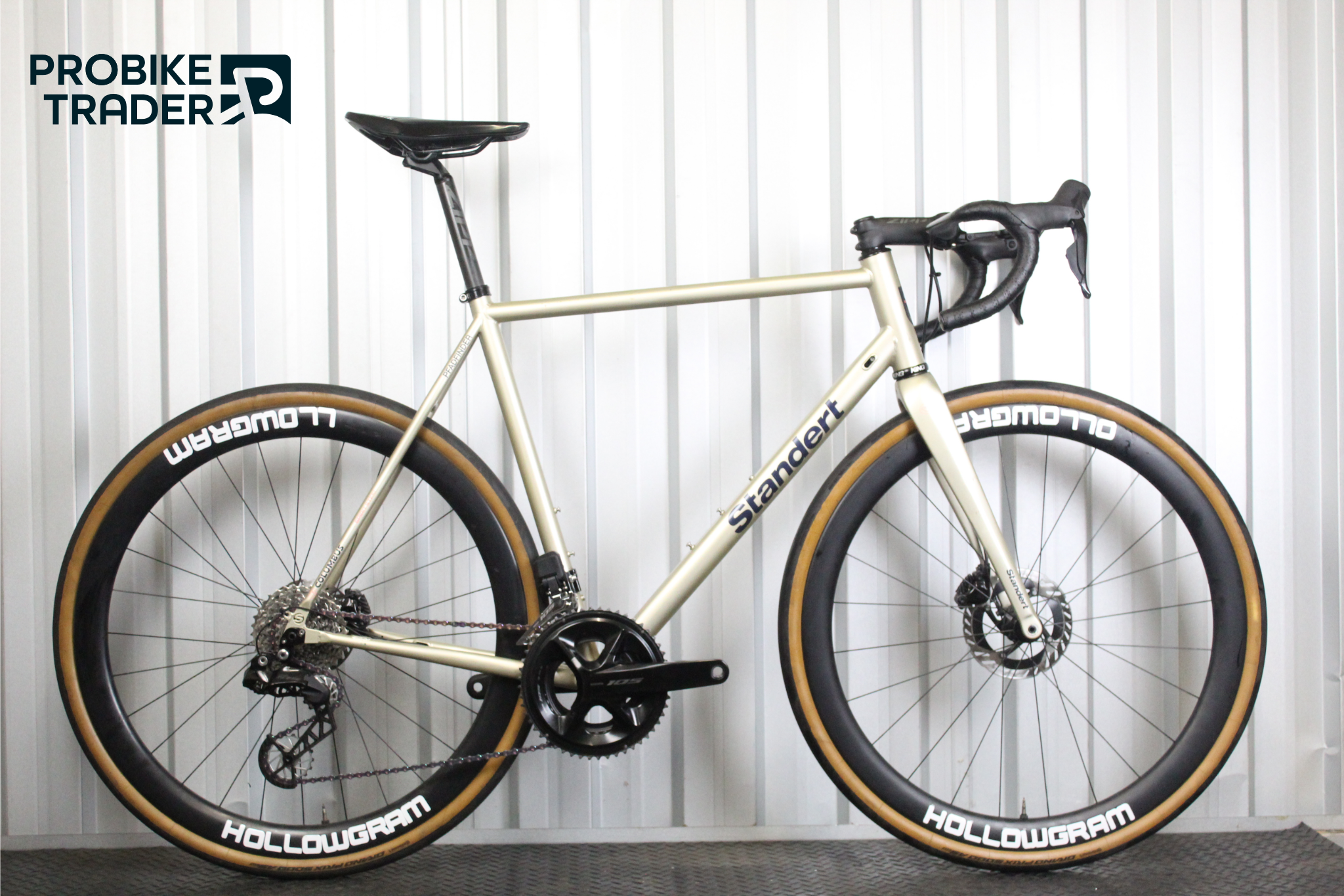 2023 Standert Pfadfinder 105 Di2 Road Bike Champagne Supernova (Size 58cm) - Used