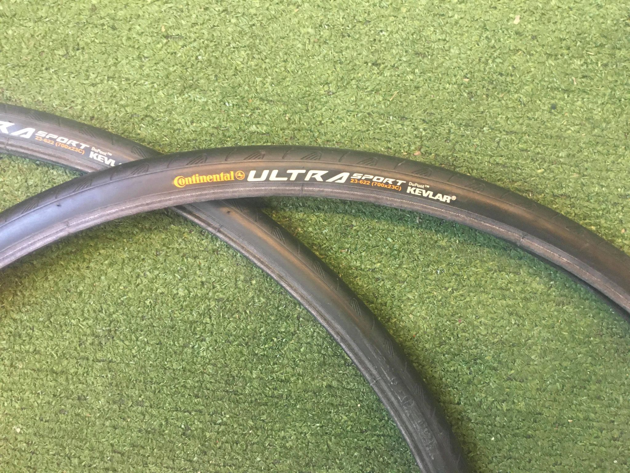 Road Tyres- Continental Ultra Sport 700cx23c Set- Grade A-