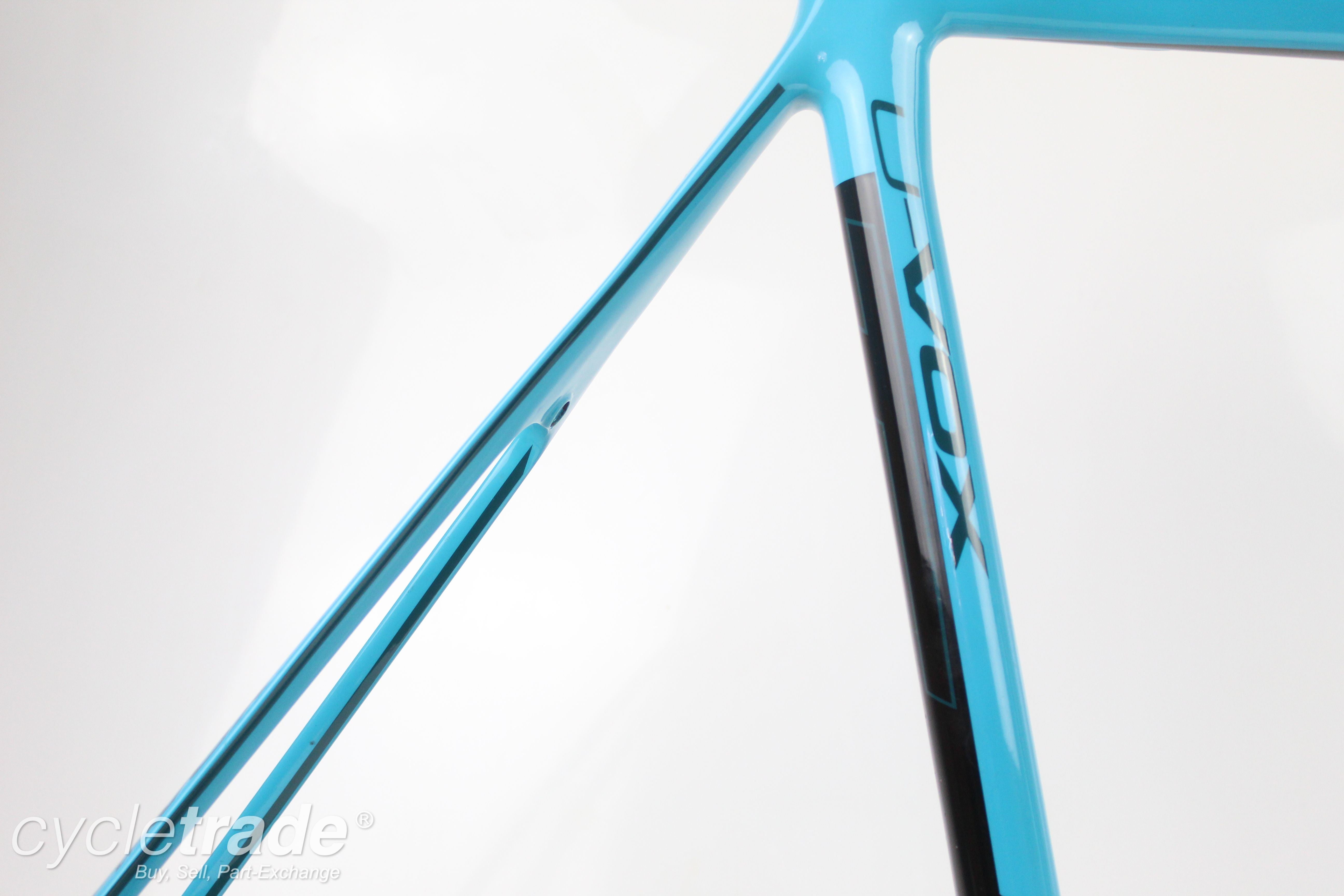 Road Rim Frame- Swift Ultravox Team Issue XL - Grade B