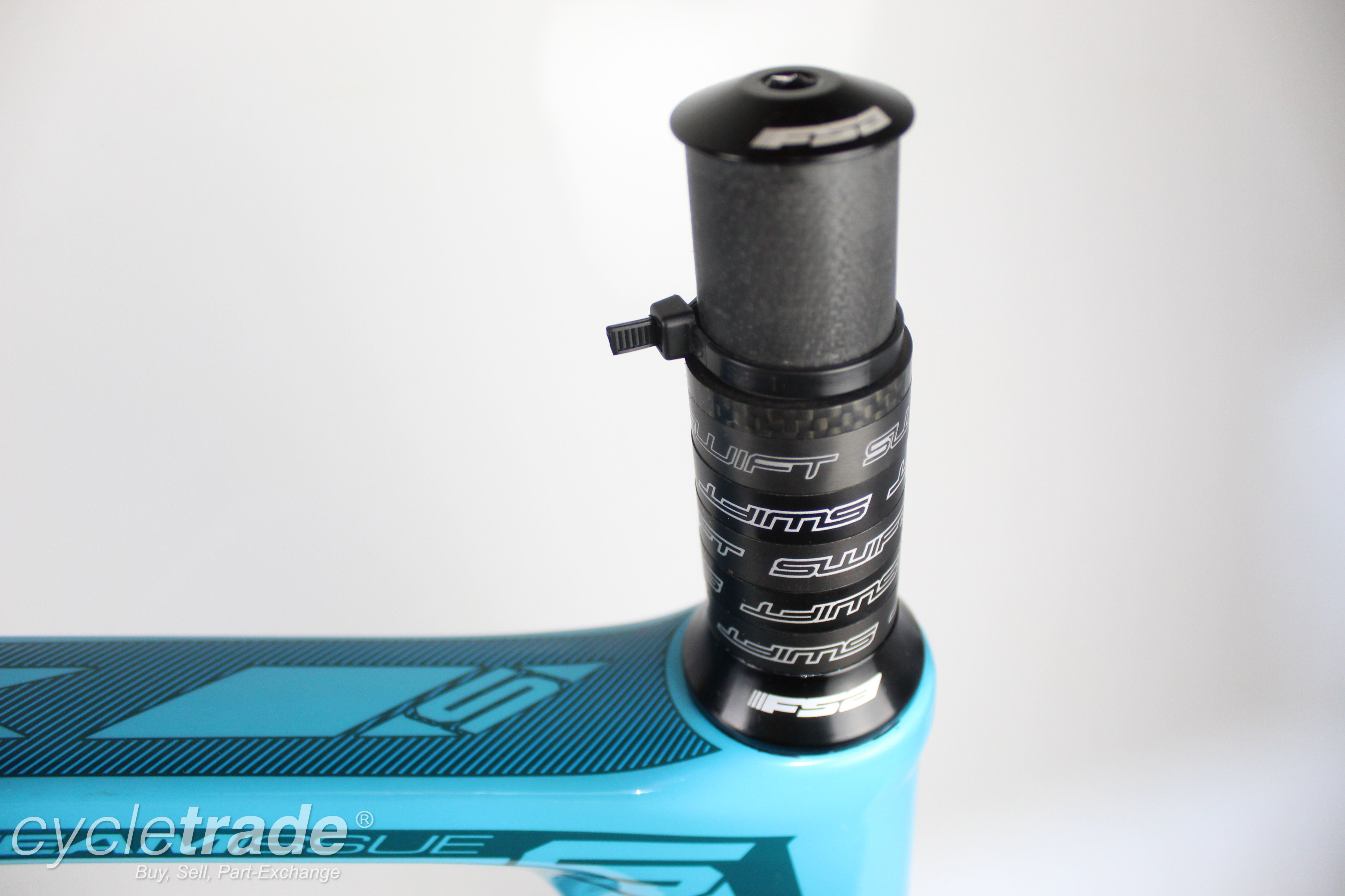 Road Rim Frame- Swift Ultravox Team Issue XL - Grade B