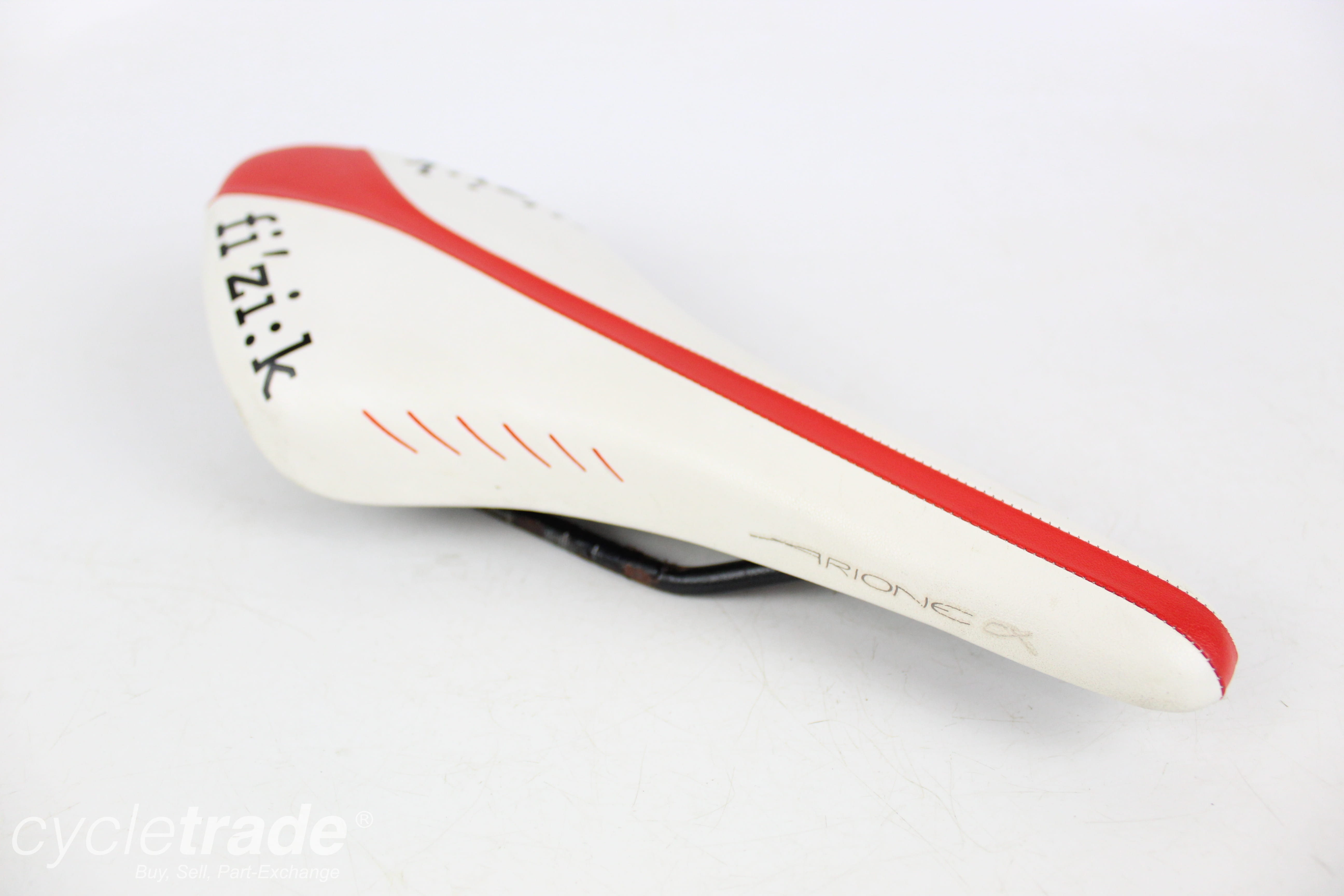 Road Saddle Fizik Arione CX, 300mm/120mm White/Red Grade C