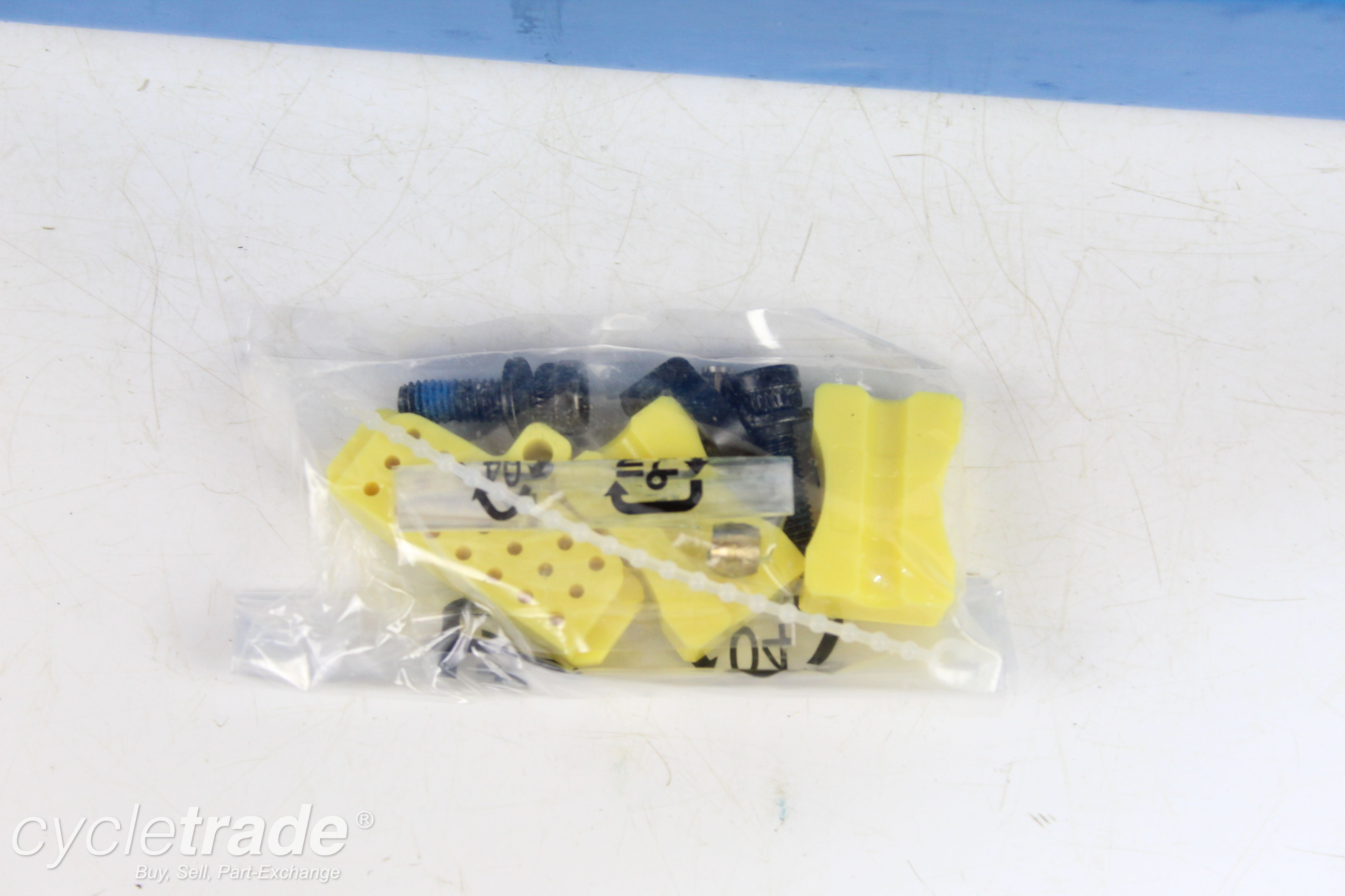 Front Hydraulic Disc Brake - Shimano ZEE BL/BR-M640 A+ (New)