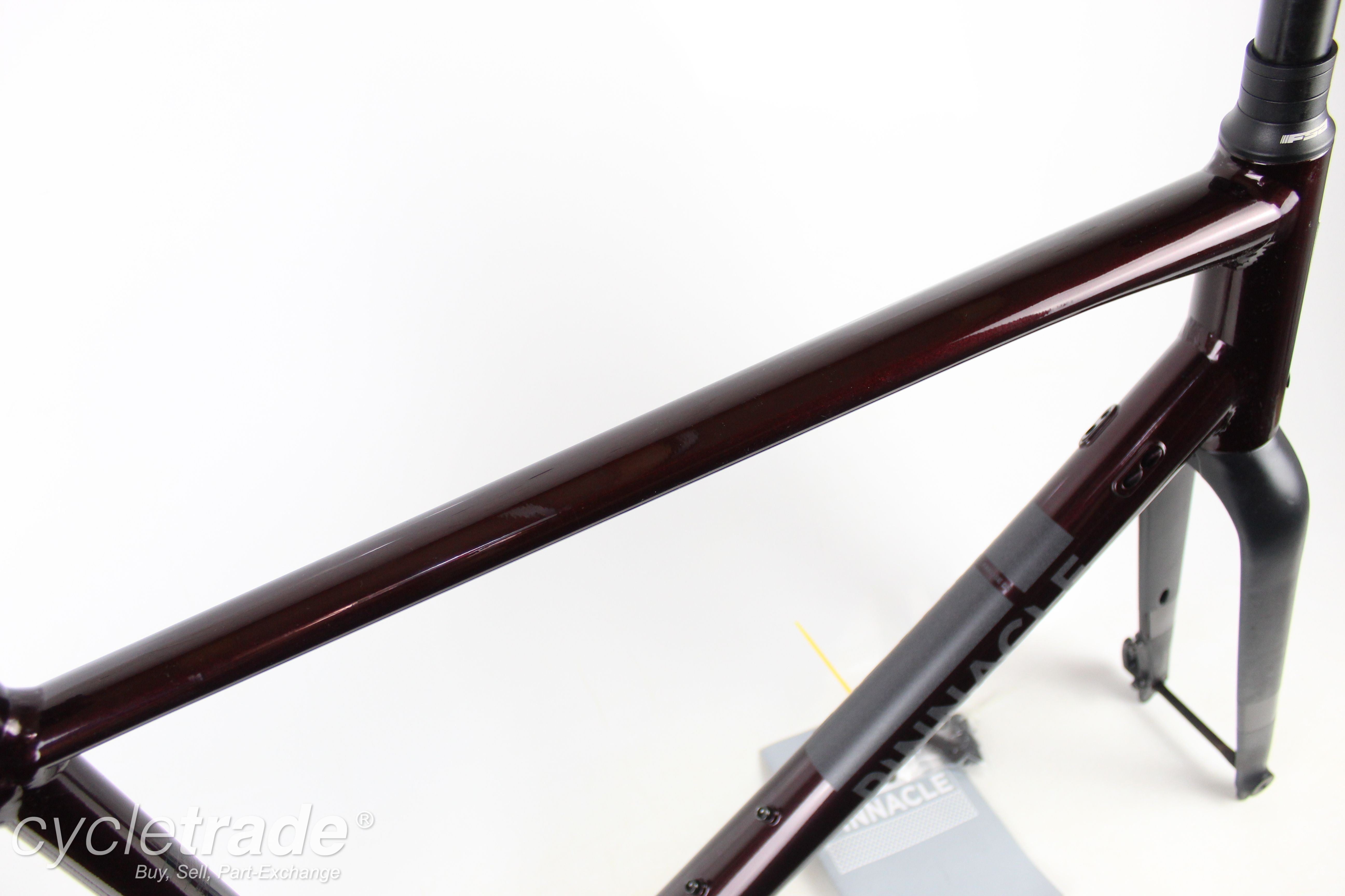 Gravel Disc Frameset - Pinnacle Arkose D3, 53cm (L) - Grade A