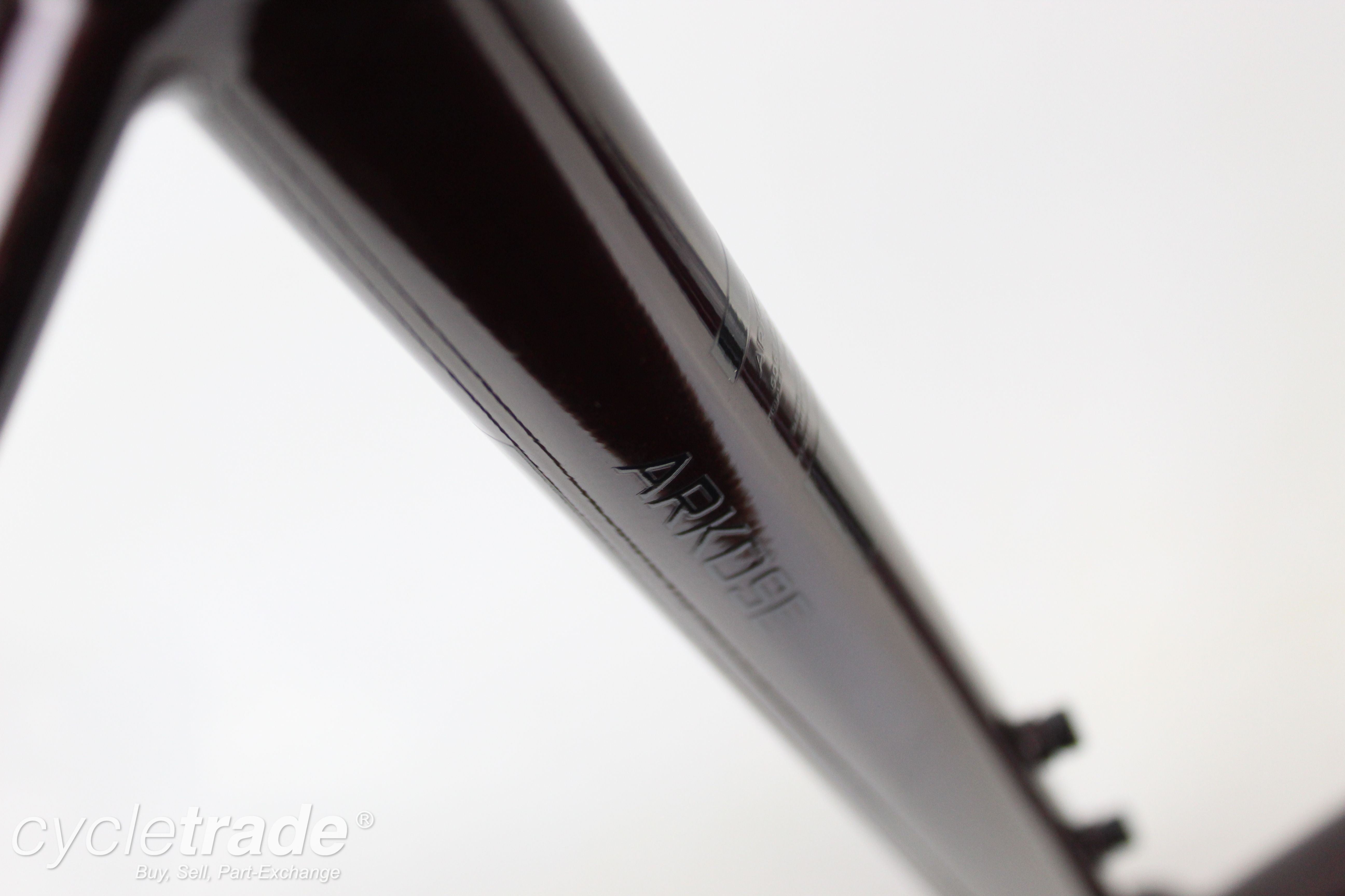 Gravel Disc Frameset - Pinnacle Arkose D3, 53cm (L) - Grade A