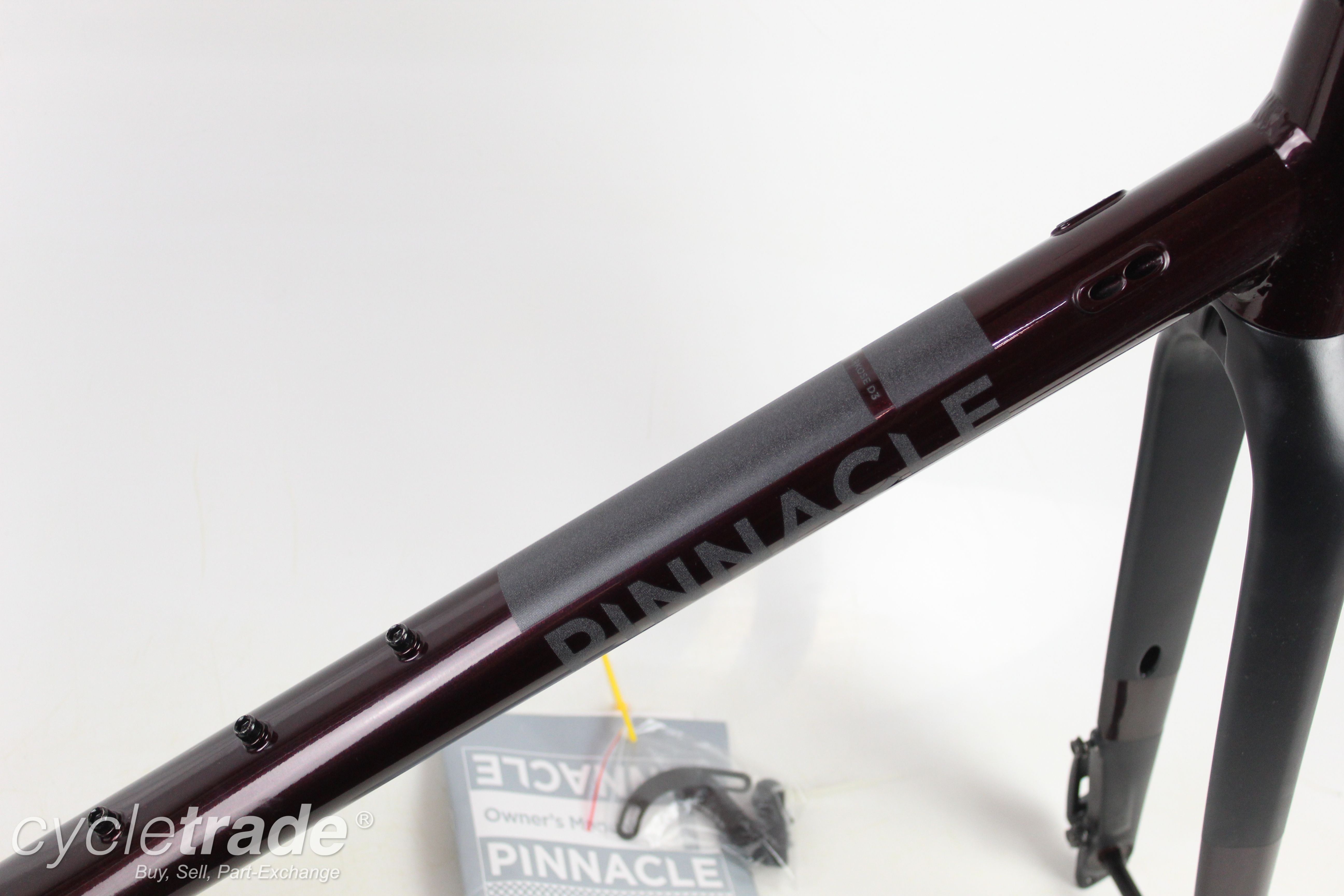 Gravel Disc Frameset - Pinnacle Arkose D3, 53cm (L) - Grade A