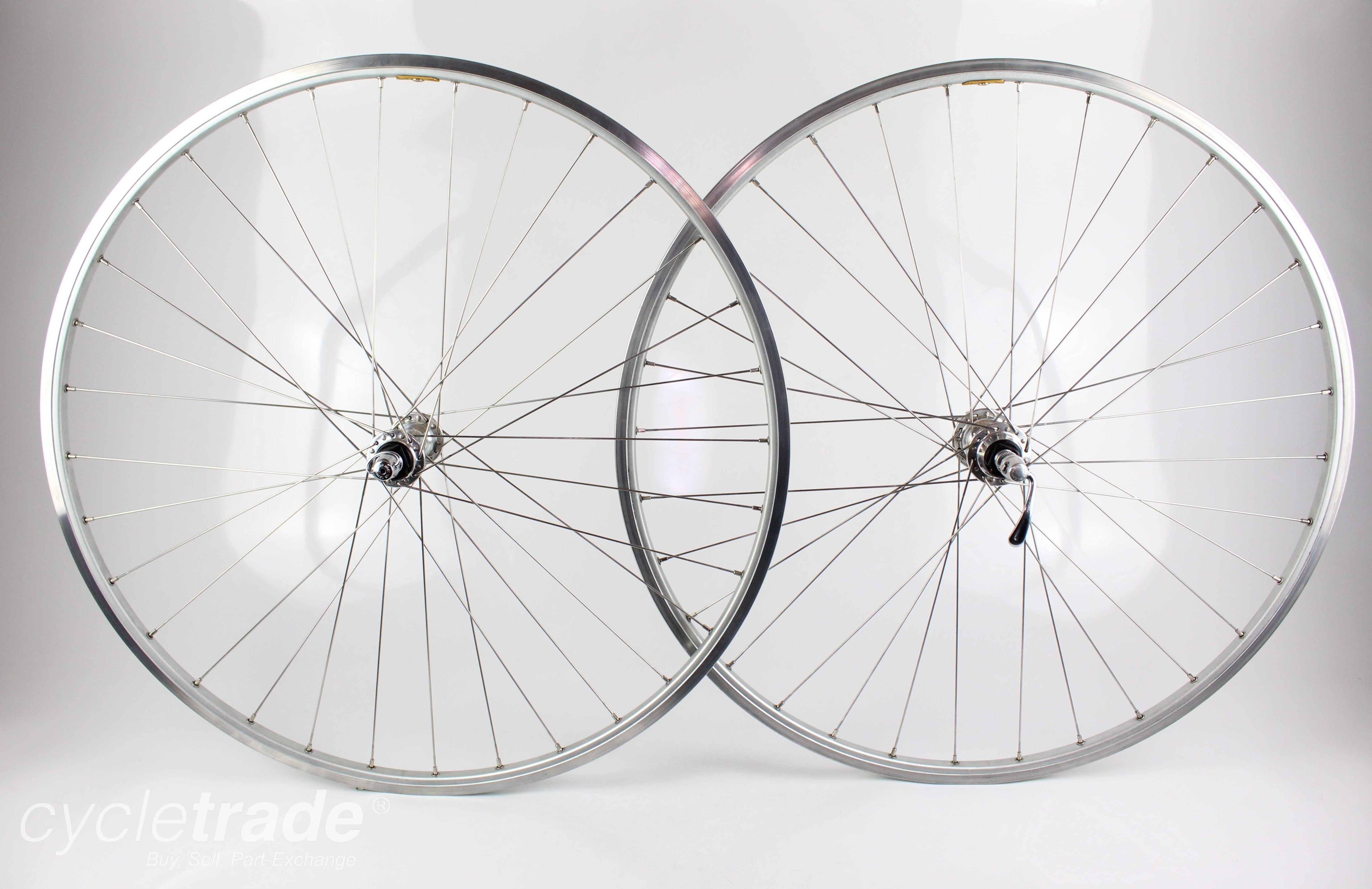 700c Wheelset - Ambrosio Rim, Campagnolo 11 Speed Hub - Grade B+