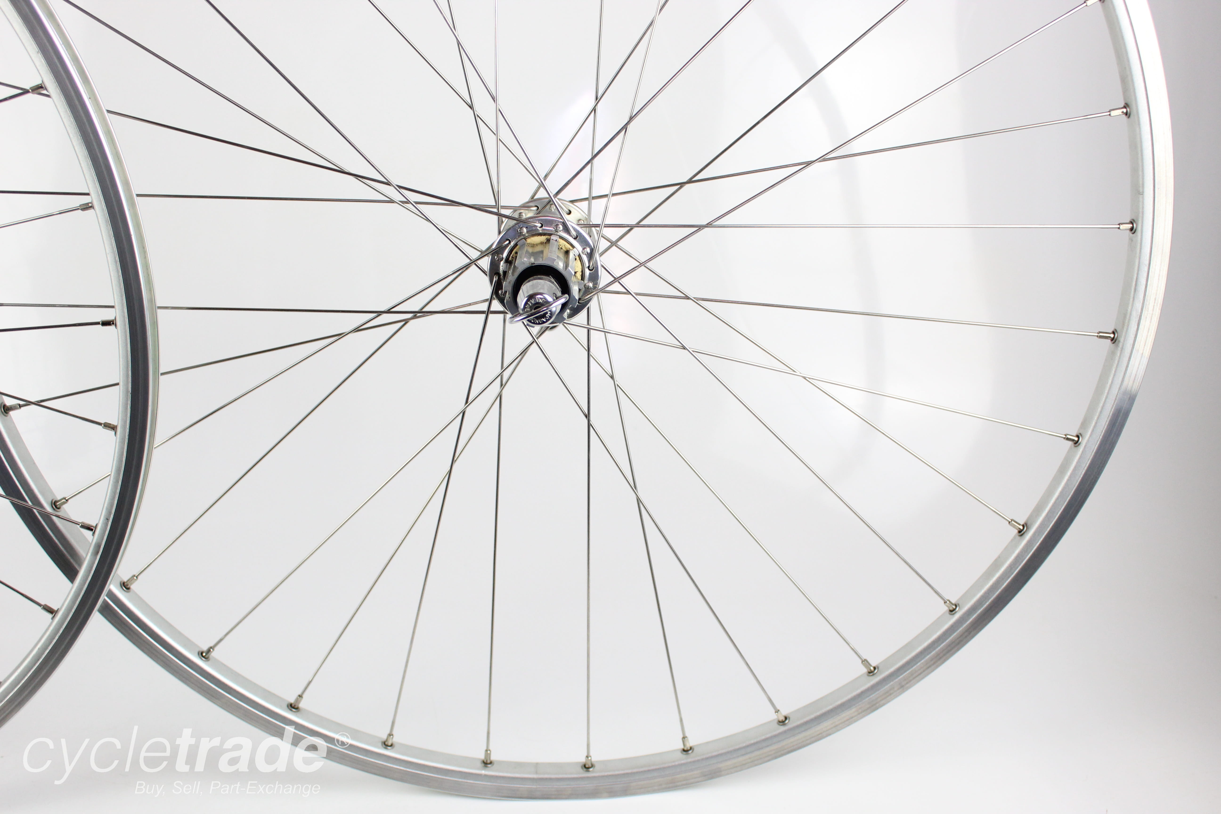 700c Wheelset - Ambrosio Rim, Campagnolo 11 Speed Hub - Grade B+