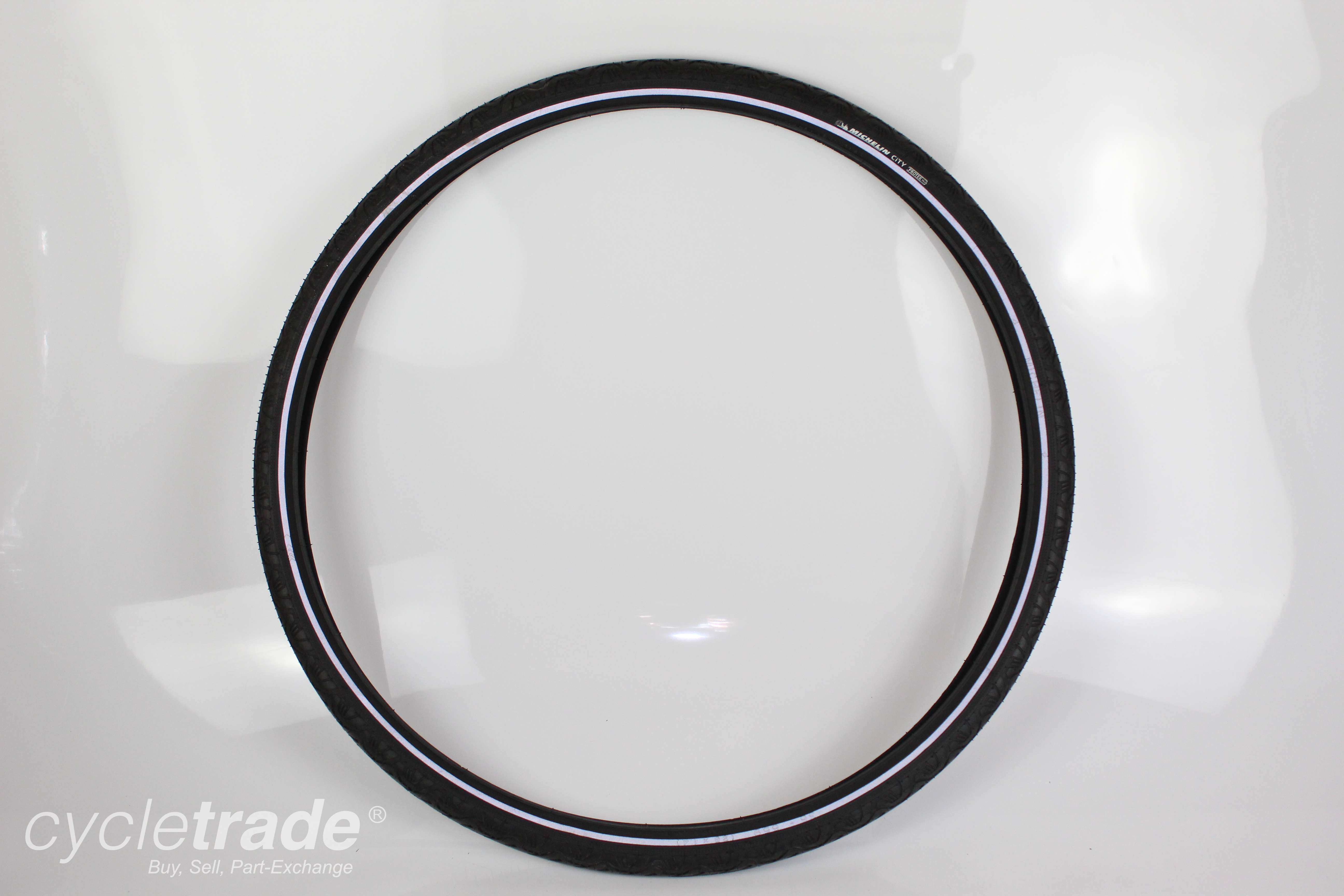 Hybrid Tyre - Michelin City 26x1.4" Black Clincher - Grade A