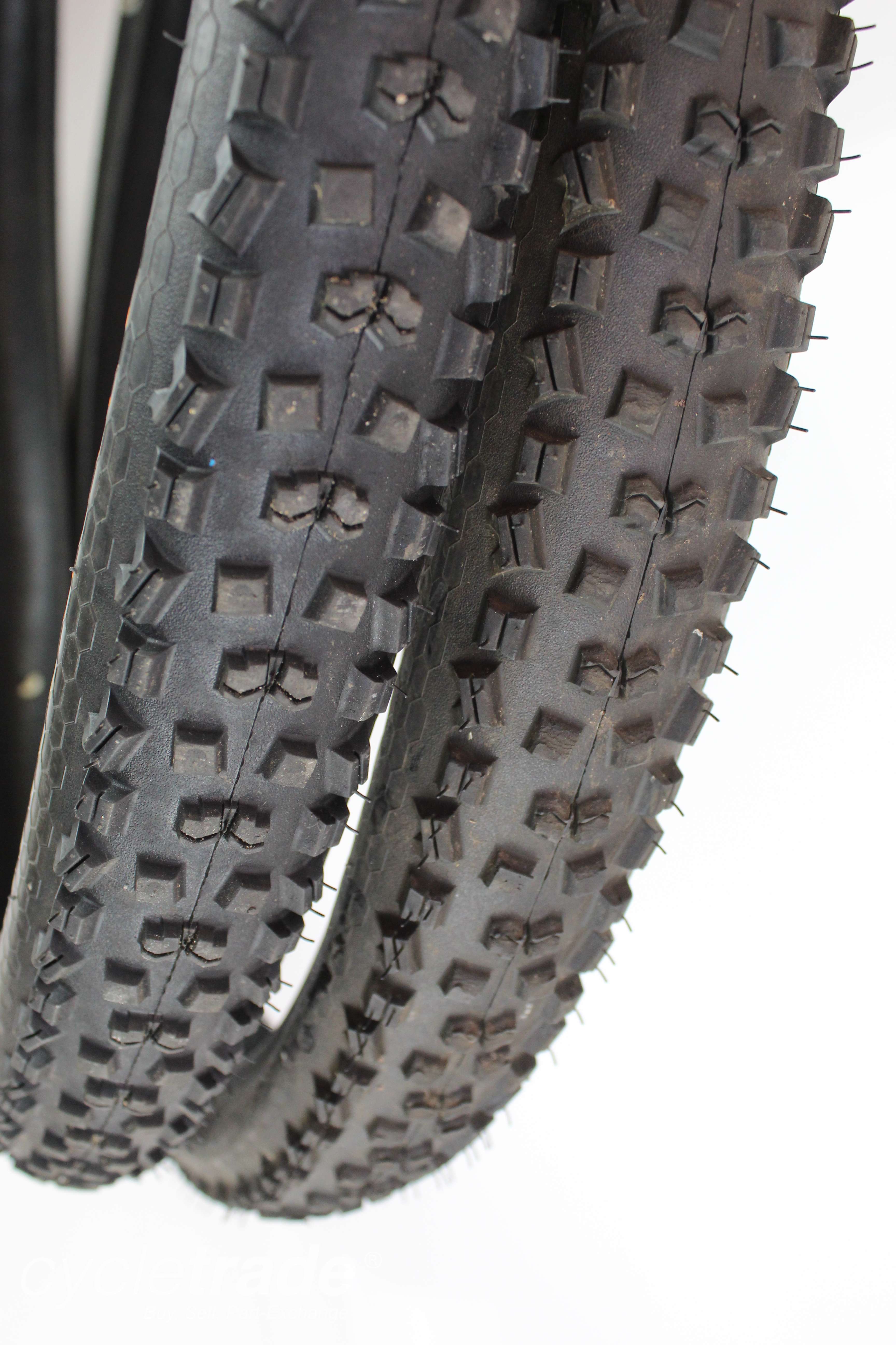 MTB Bike Tyres - 2 x Continental MountainKing 29 x 2.2 Black Clincher - Grade B+