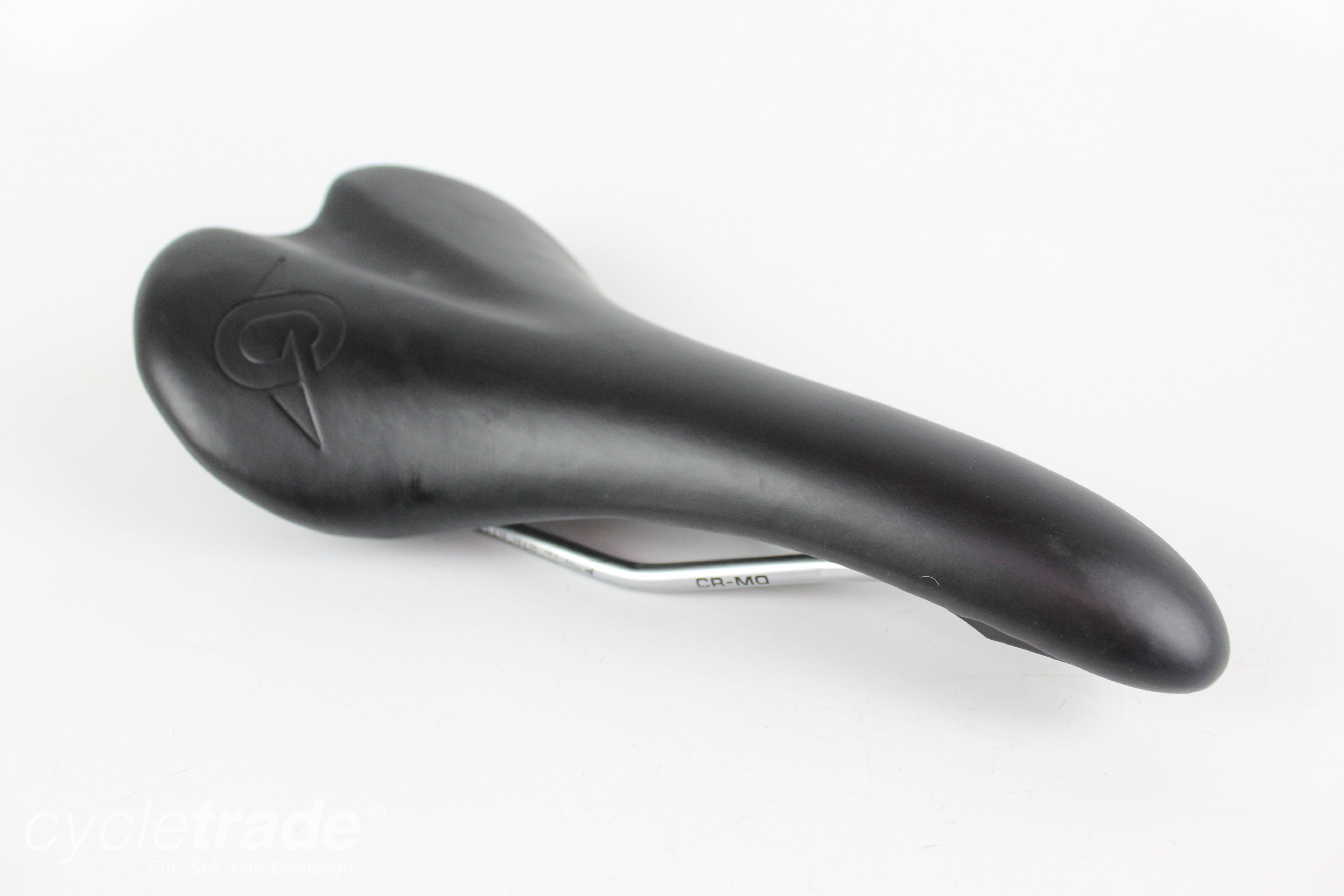 Genesis road comfort saddle on sale