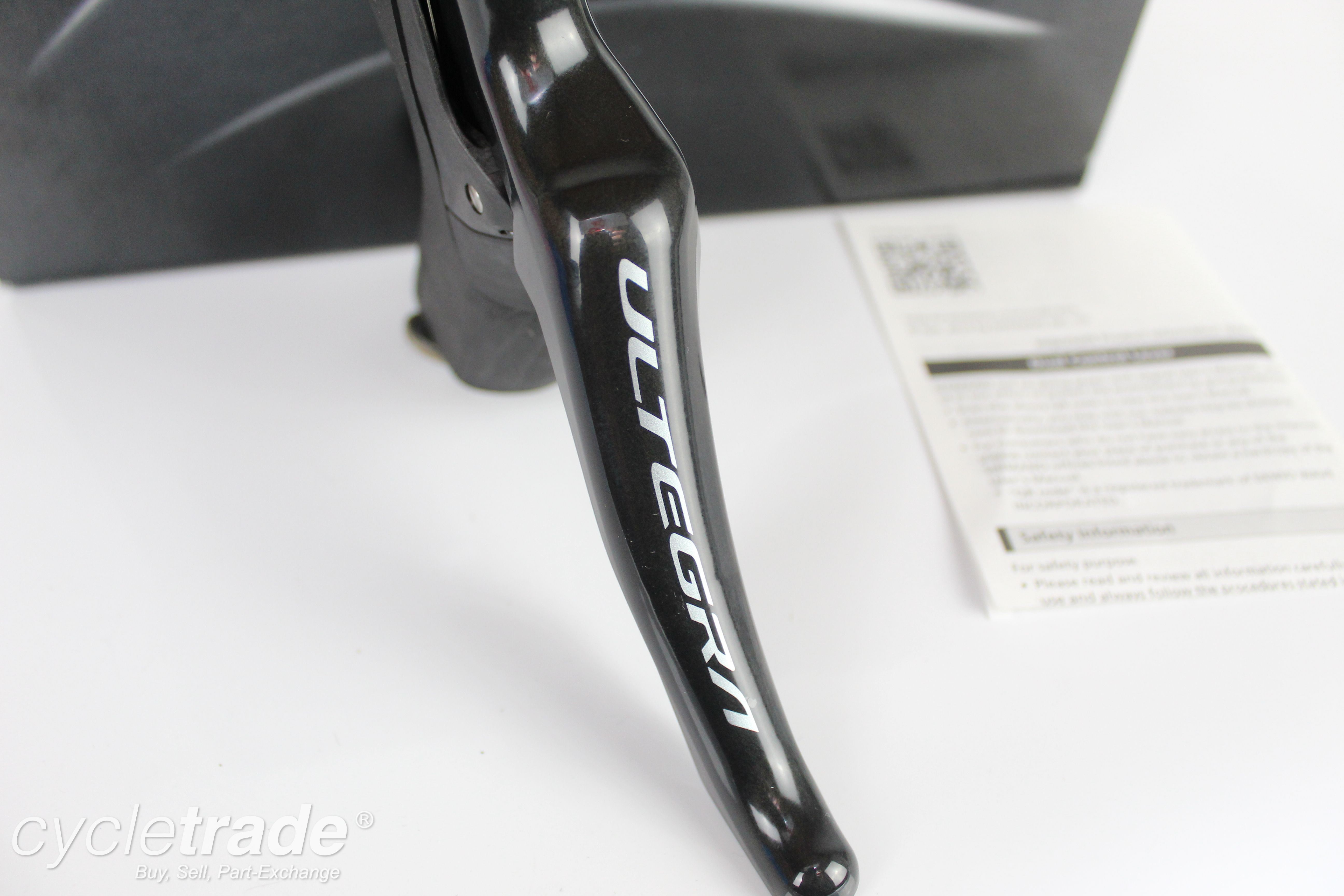 New Shimano Ultegra R8000 11 Speed Right Hand Shifter