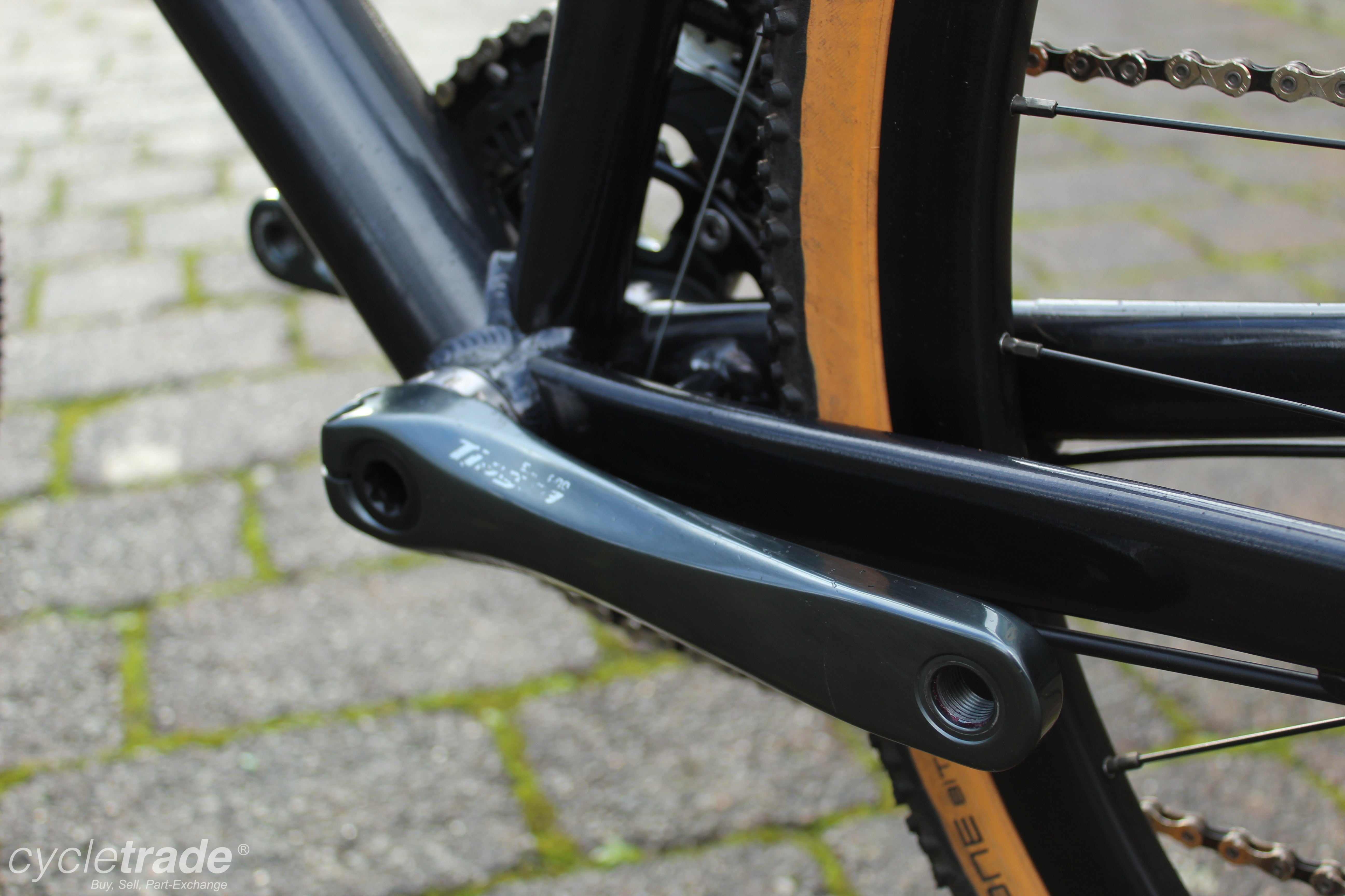 Gravel Bike - Orbea Vector Medium Tiagra Hydraulic 10 Speed