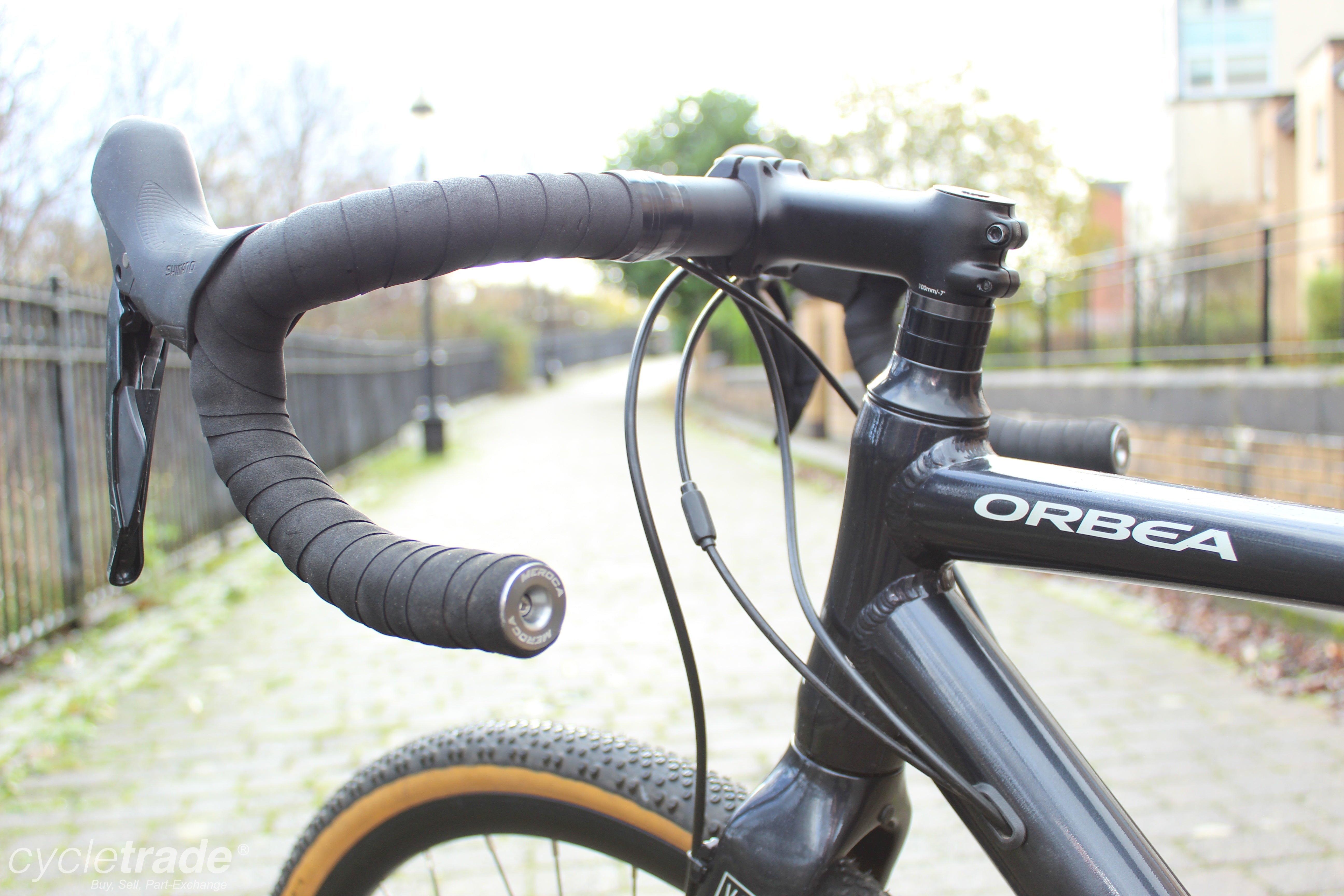 Gravel Bike - Orbea Vector Medium Tiagra Hydraulic 10 Speed