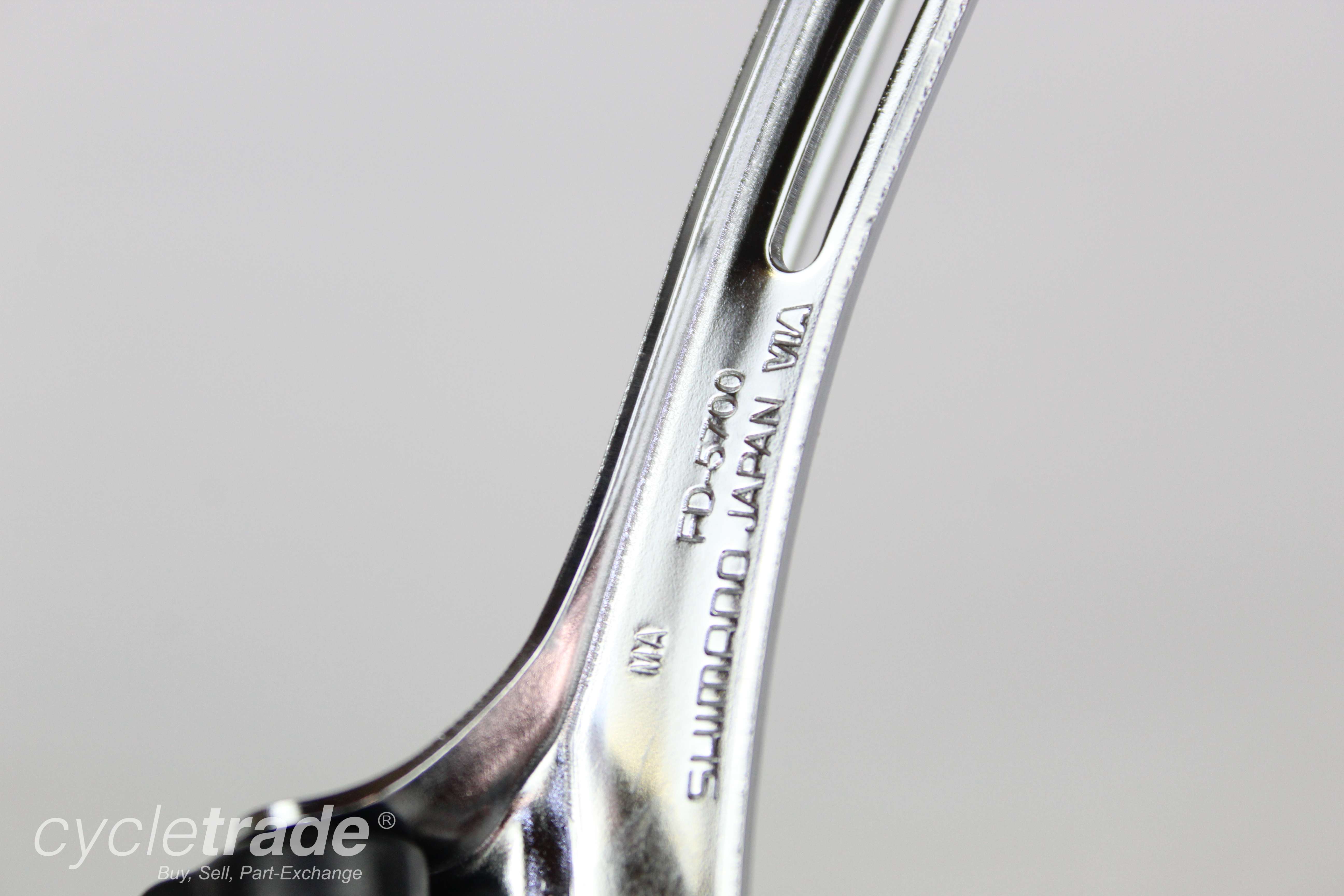 Front Derailleur - Shimano FD-5700 10x2s Band-On 28.6mm - Grade A+