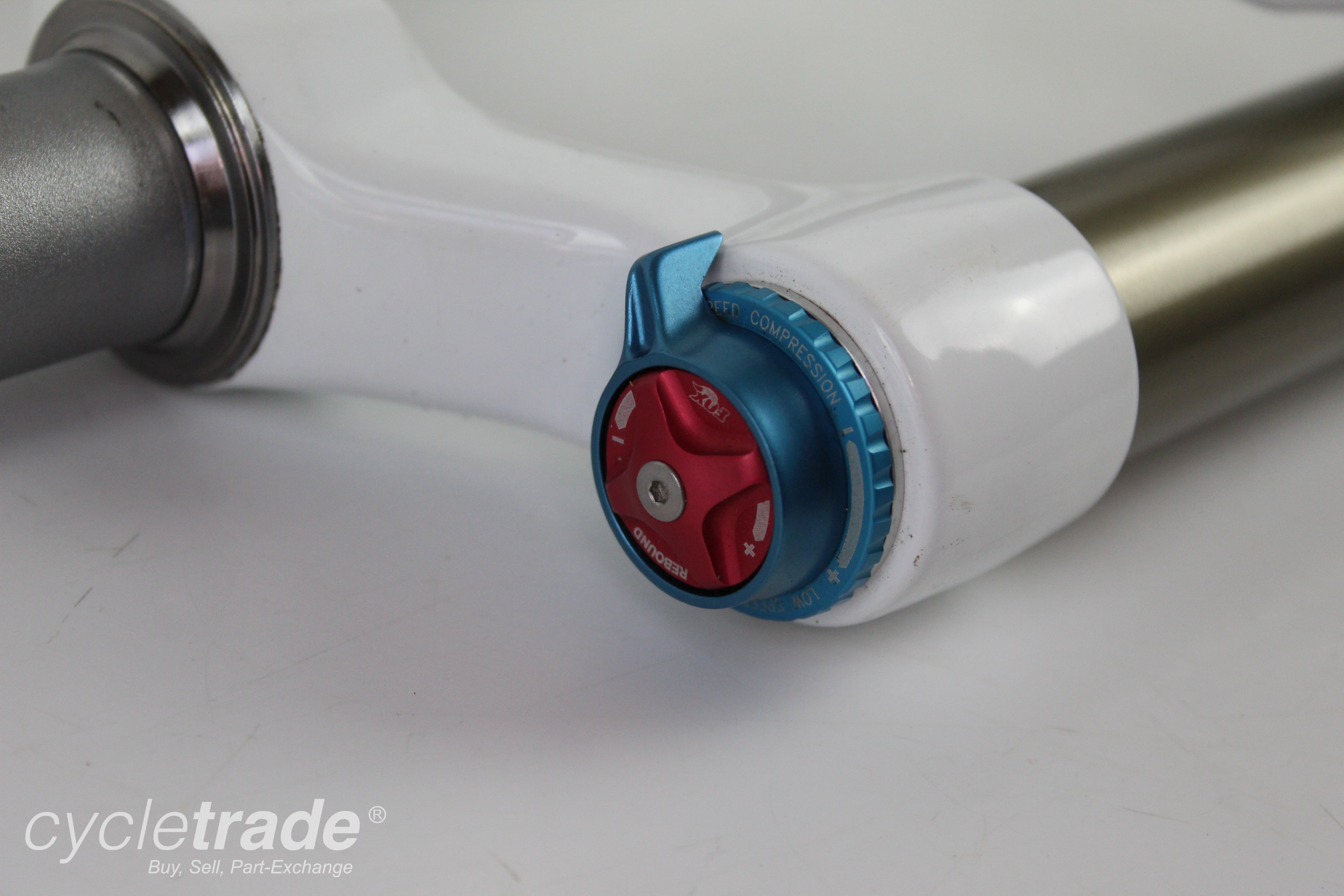 MTB Fork - Fox Shox 32 RLC Series II 26" 120mm - Grade A