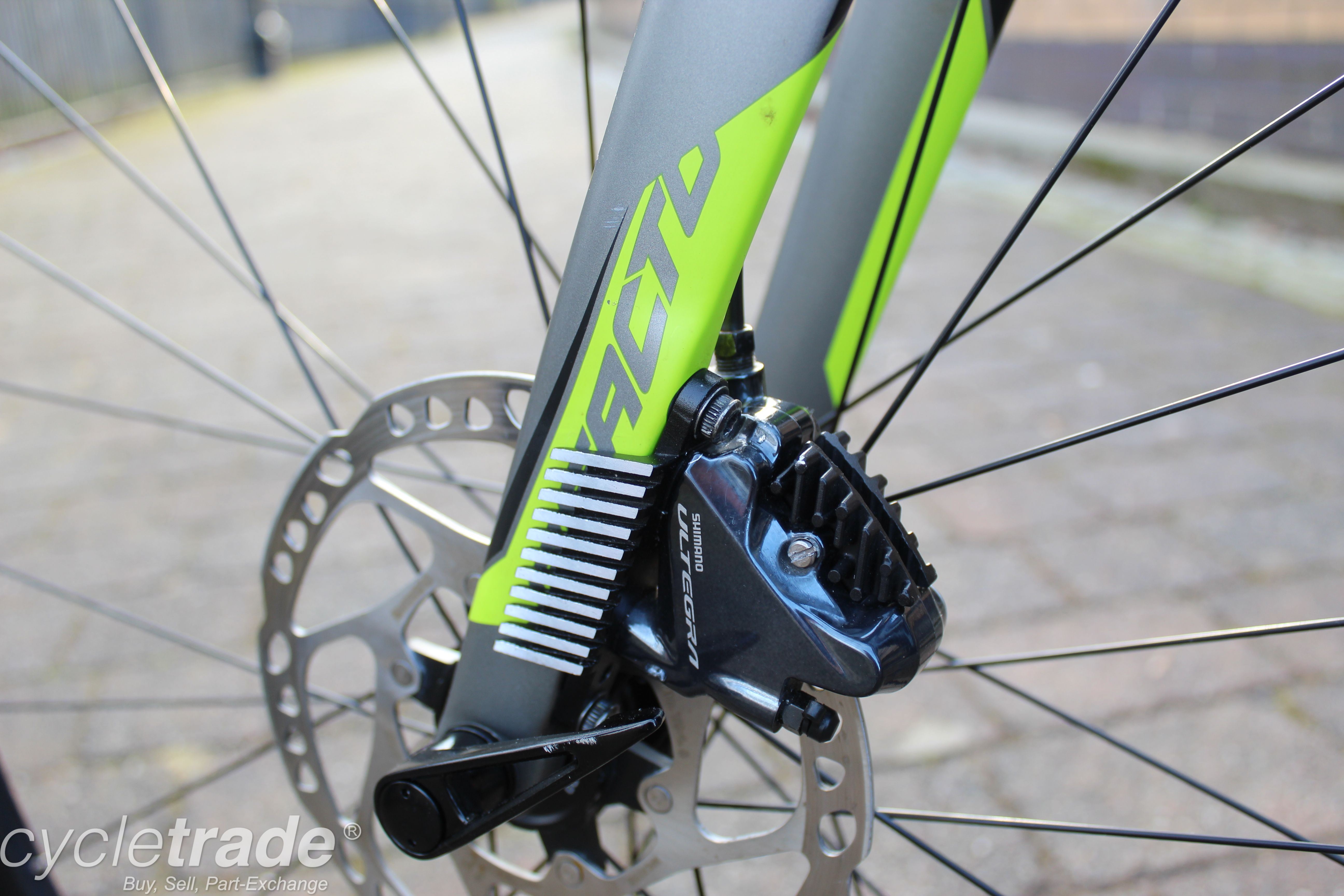 2019 Road Carbon Merida Reacto 5000 M/L Ultegra Hydraulic Disc - Lightly used