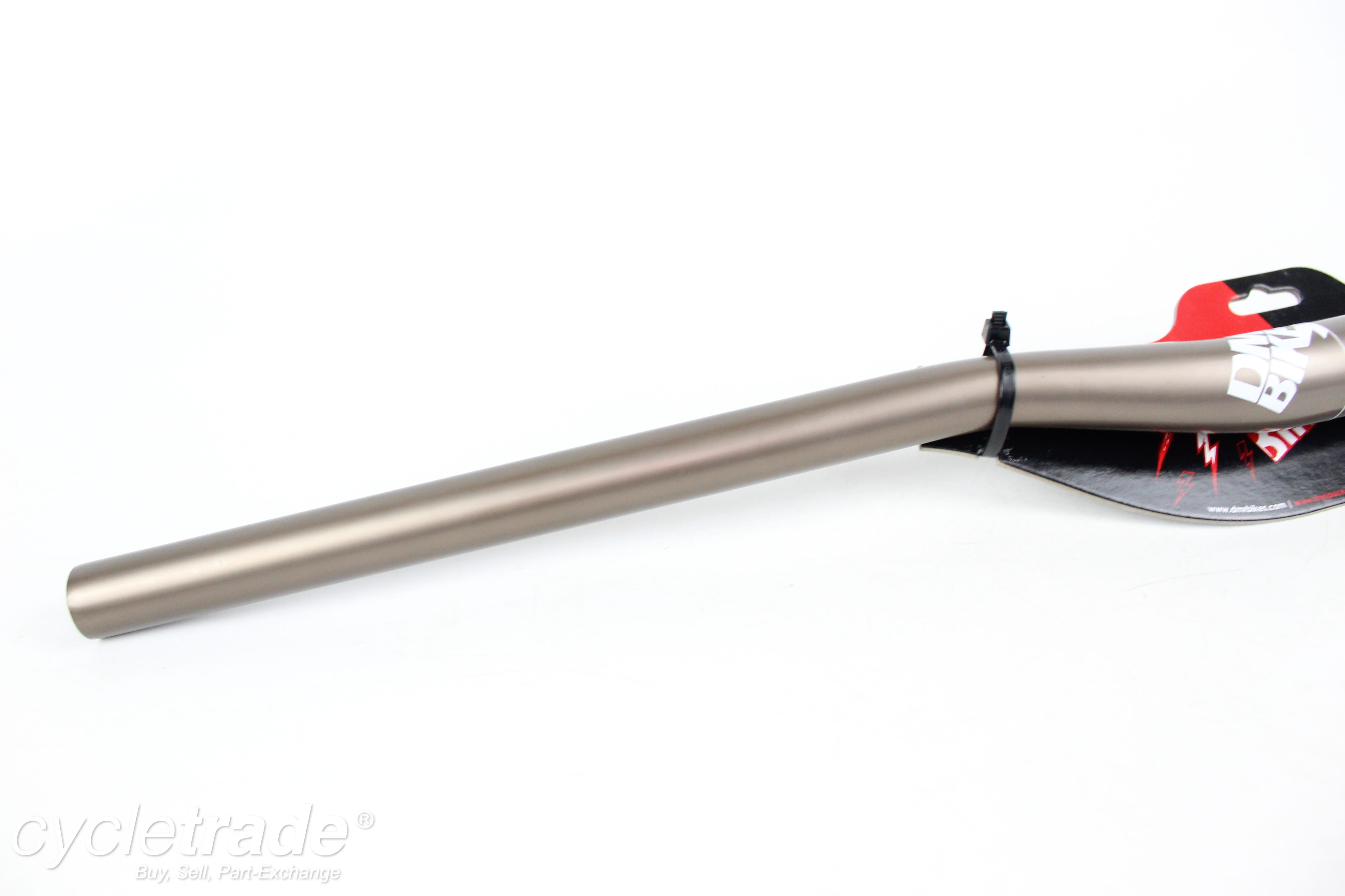 Flat Handlebar - DMR Wingbar Mk3, 780mm, 31.8mm - Grade A+ (New)