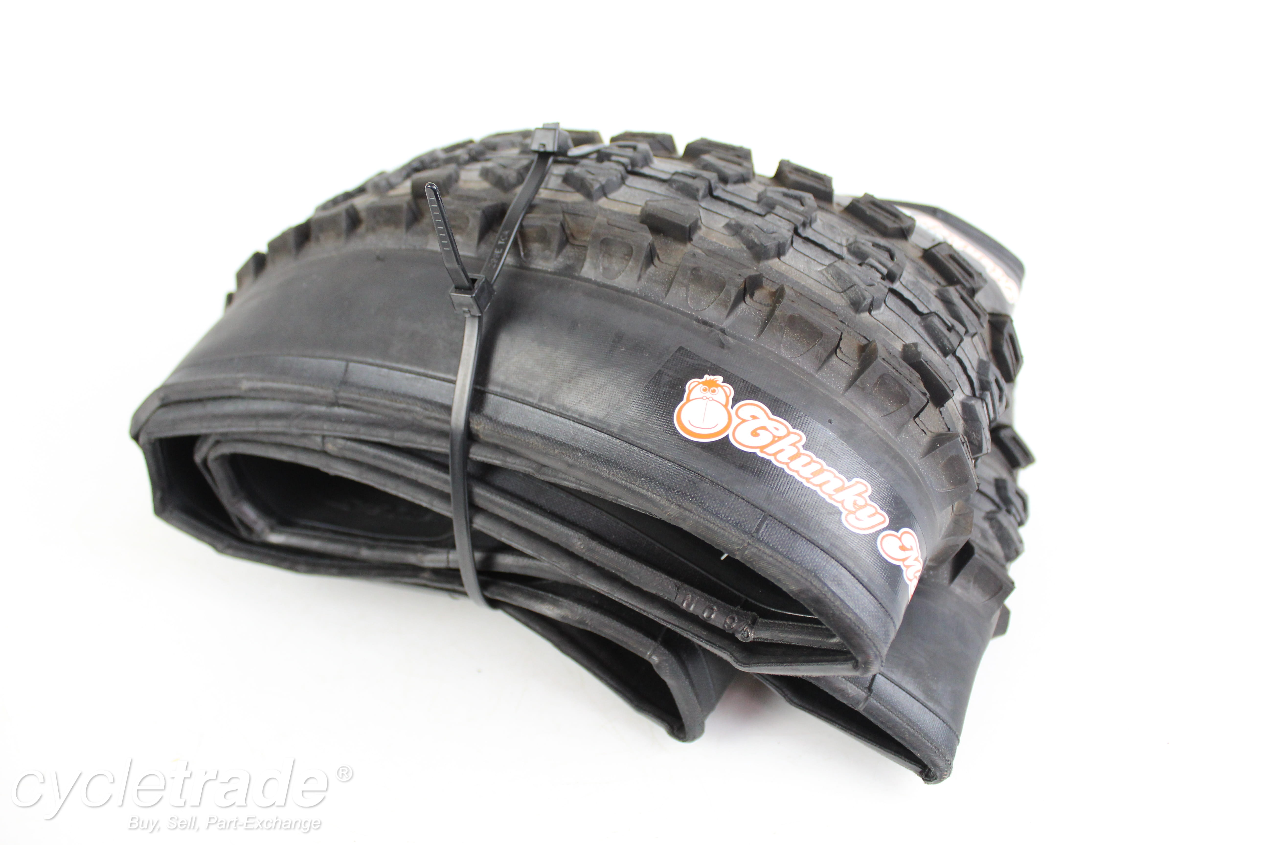 Single MTB Tyre - On One Chunky Monkey, 26x2.40 - Grade A+ (New)
