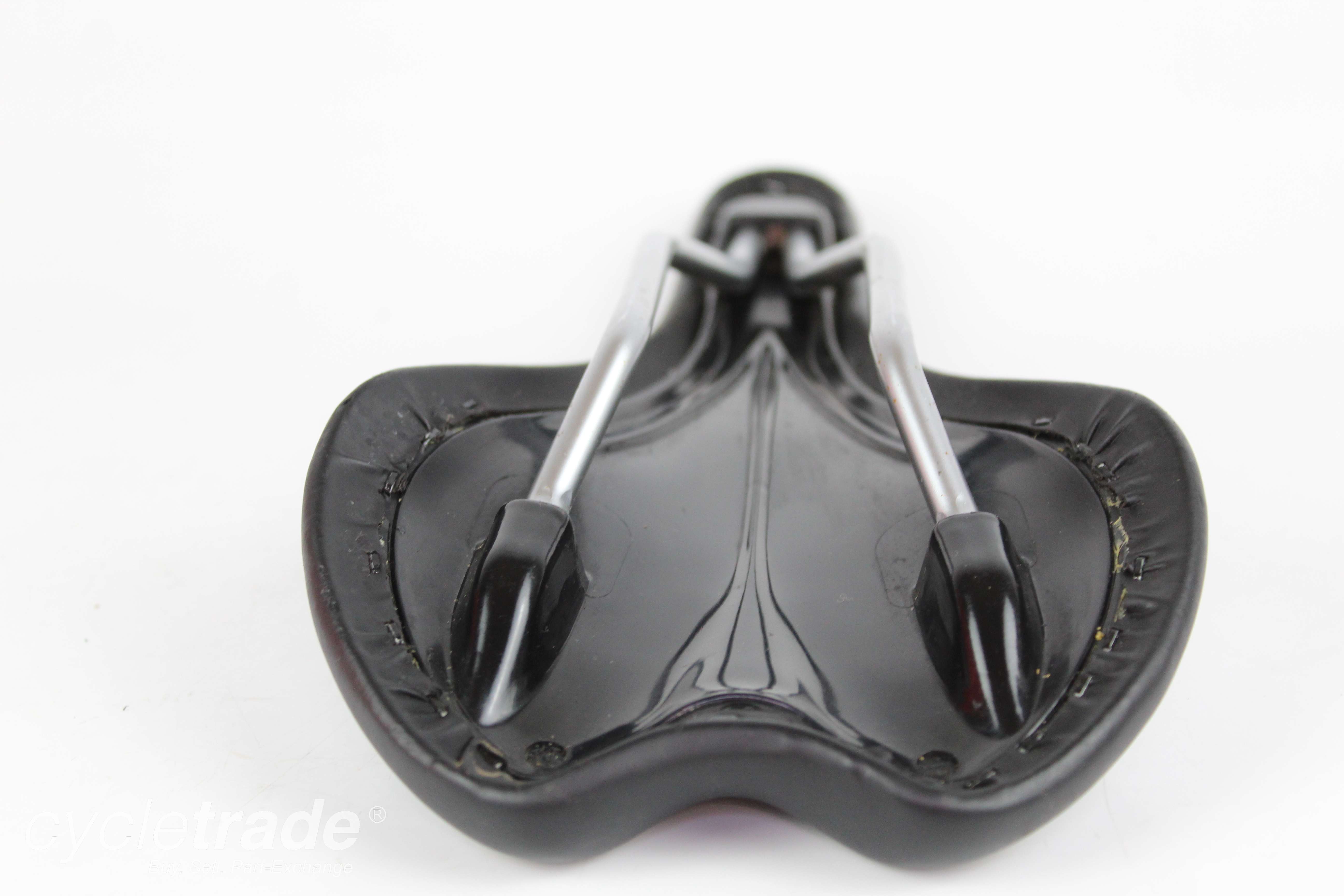 MTB/Road/ Cyclocross Saddle - Genesis 140x270mm Black Cr-Mo - Grade B+
