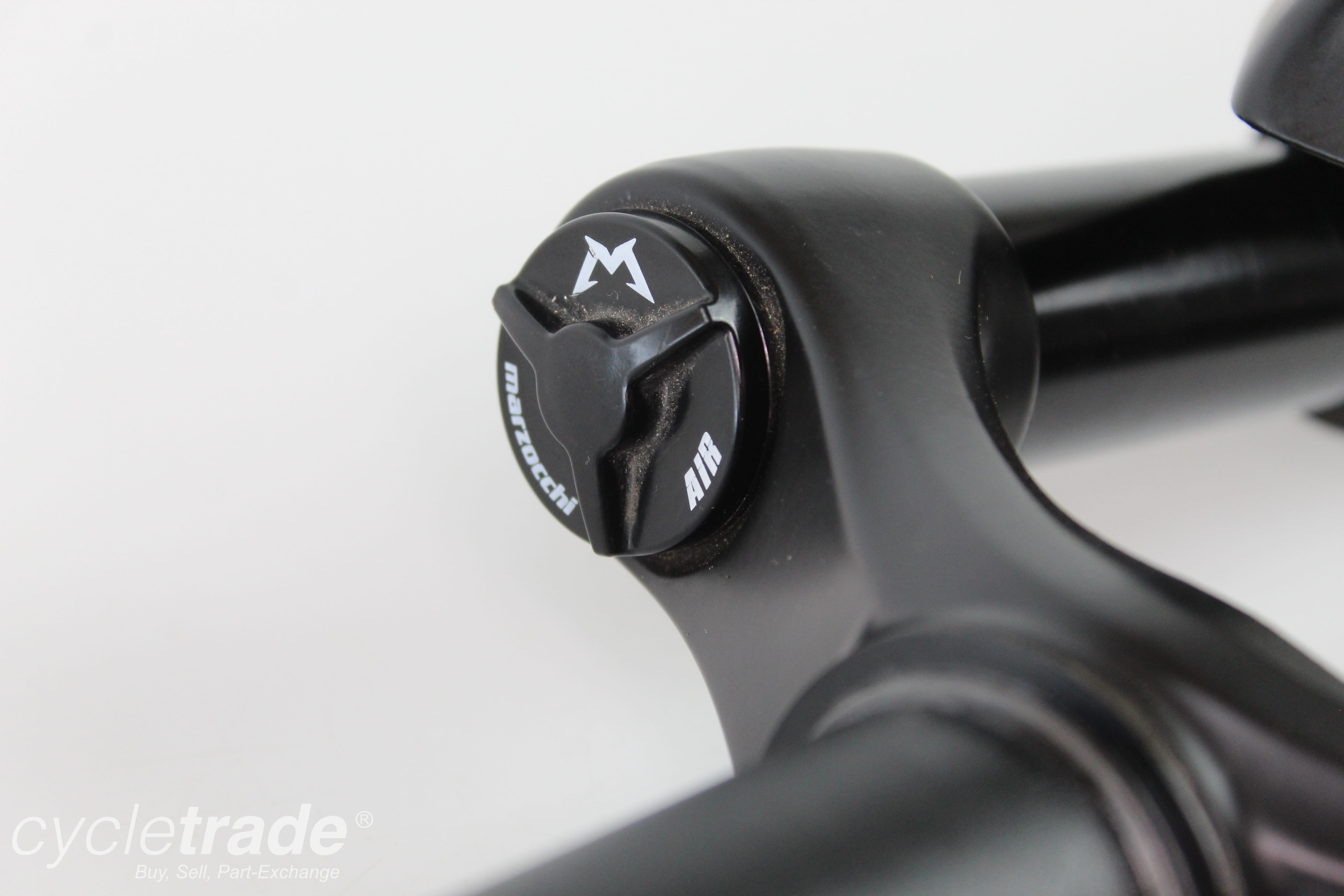 MTB Boost Fork - Marzocchi Bomber Z2 29"/27.5"+ THRU - Grade B