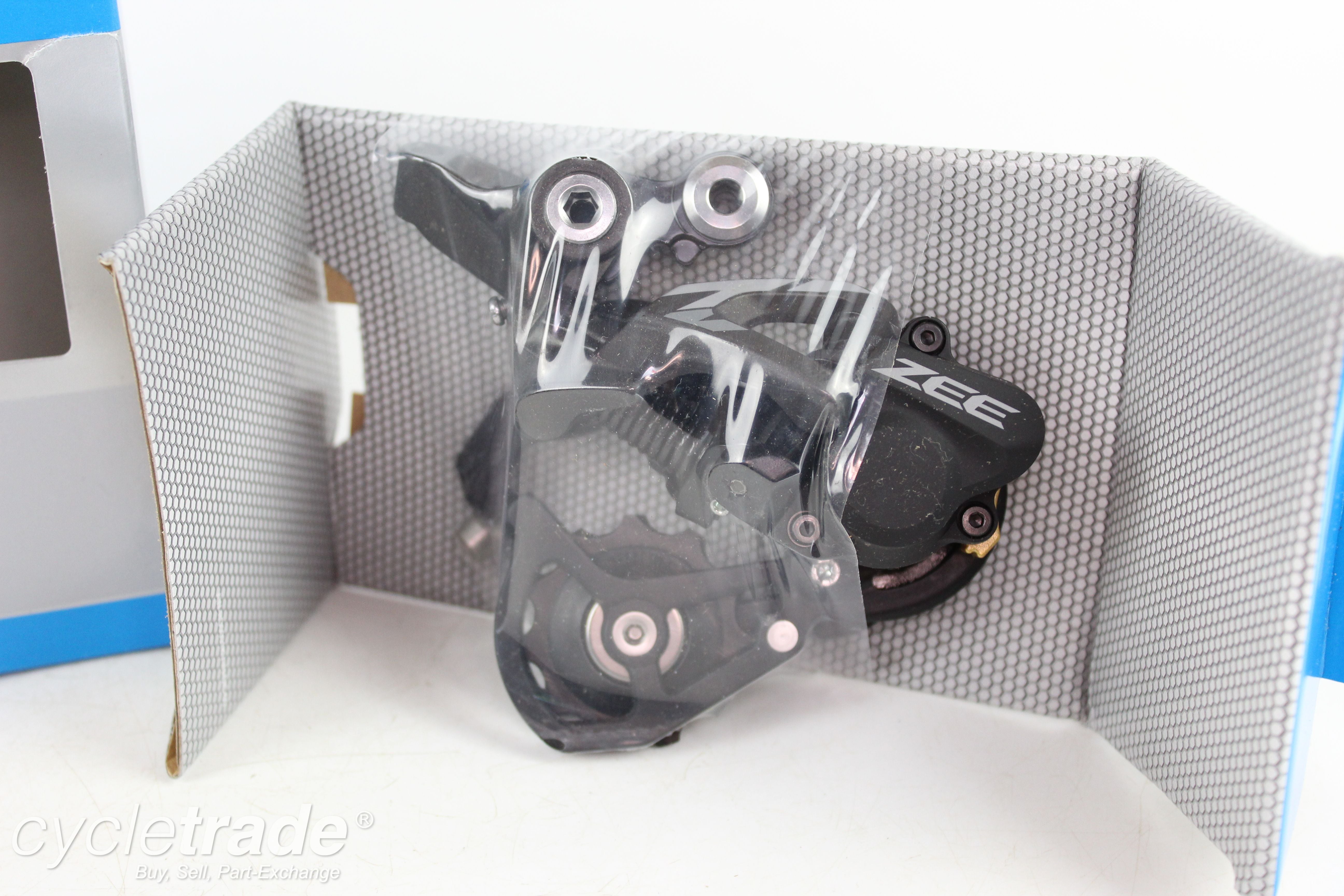 Rear Derailleur - Shimano Zee, RD-M640-SS, 10 Speed (FR) - Grade A+ (New)