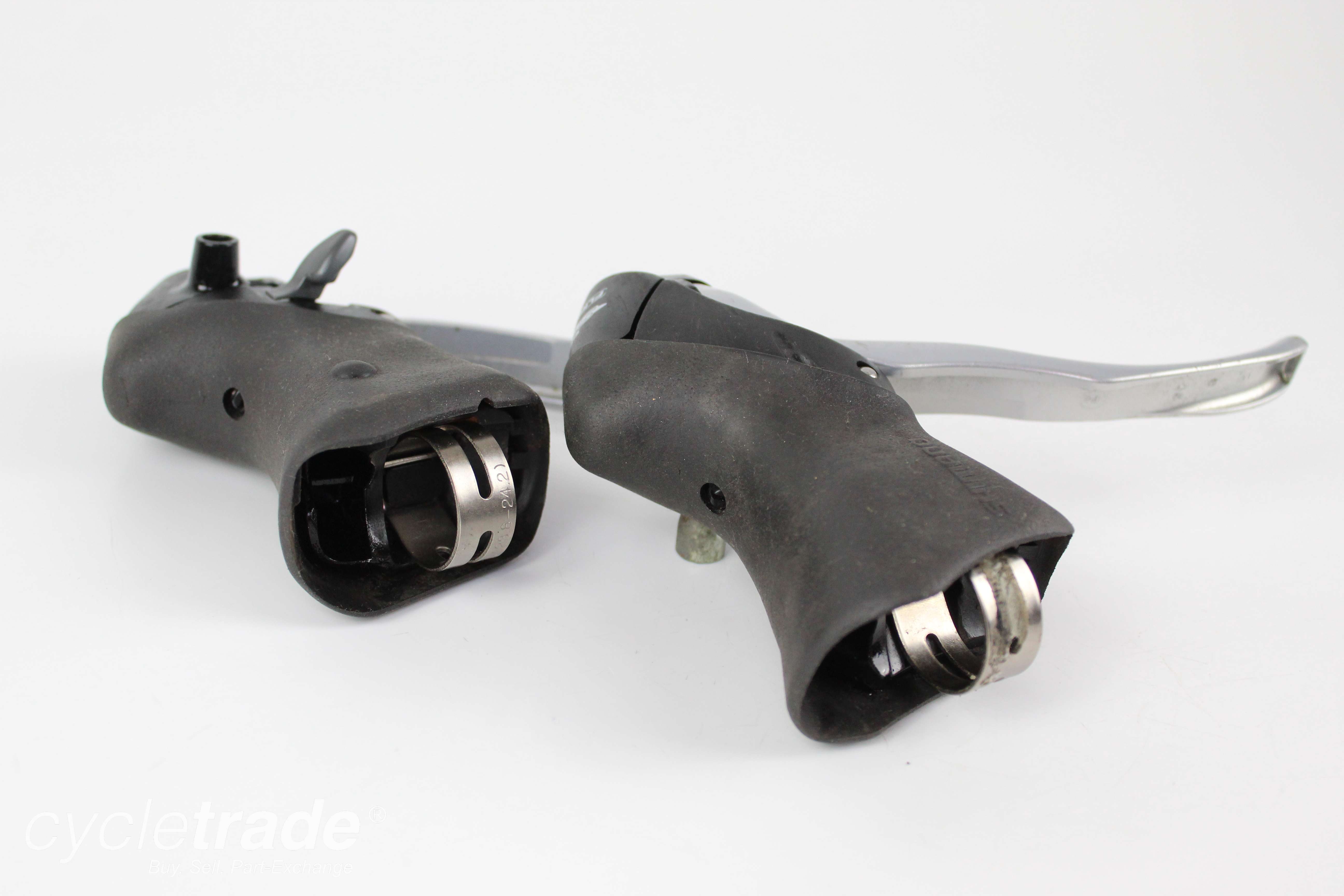 STI Shifters- Shimano Sora ST-3300 2 x 8 Speed - Grade B+