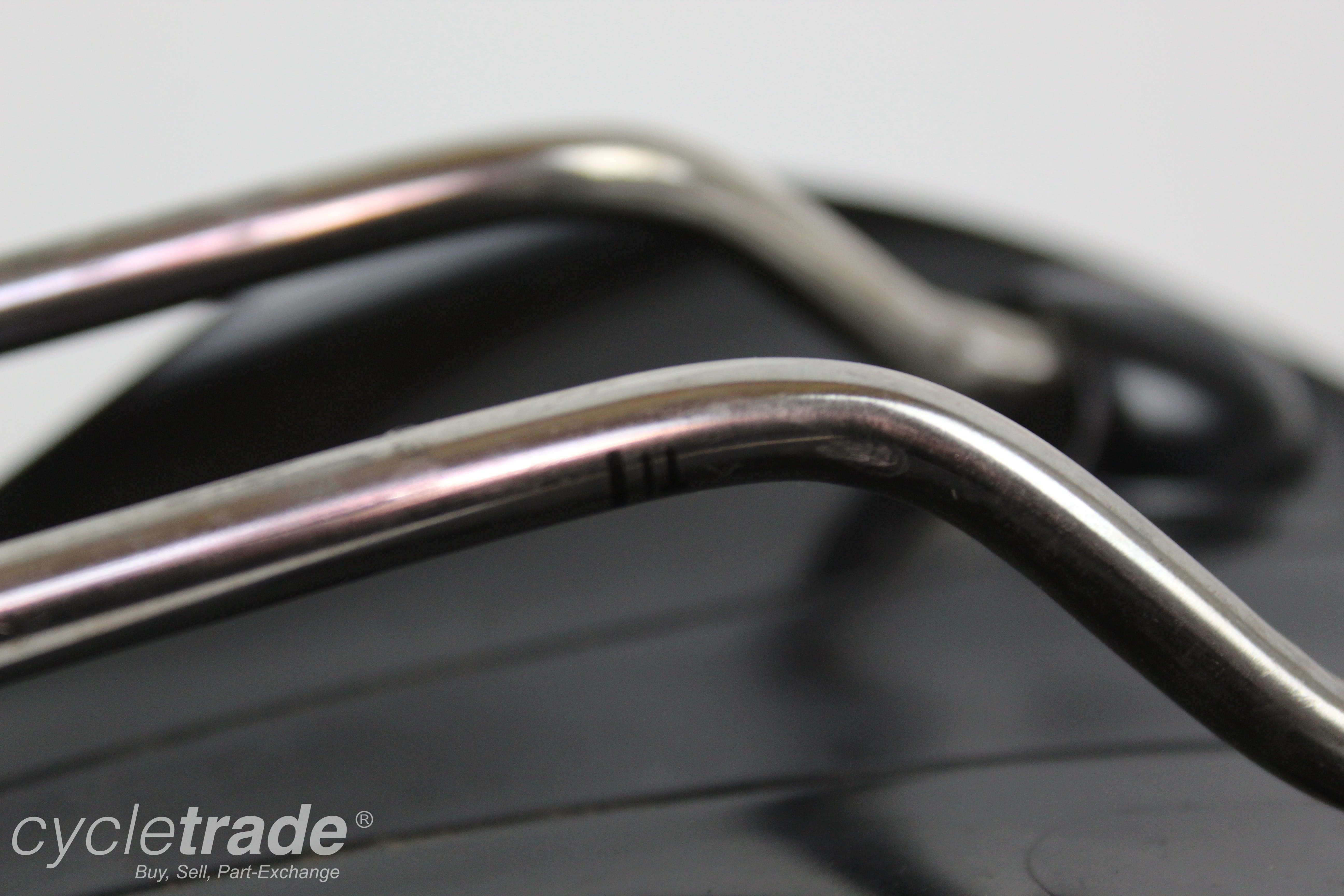 Saddle - Fabric Line Shallow Wide Race Titanium Saddle- Grade B+