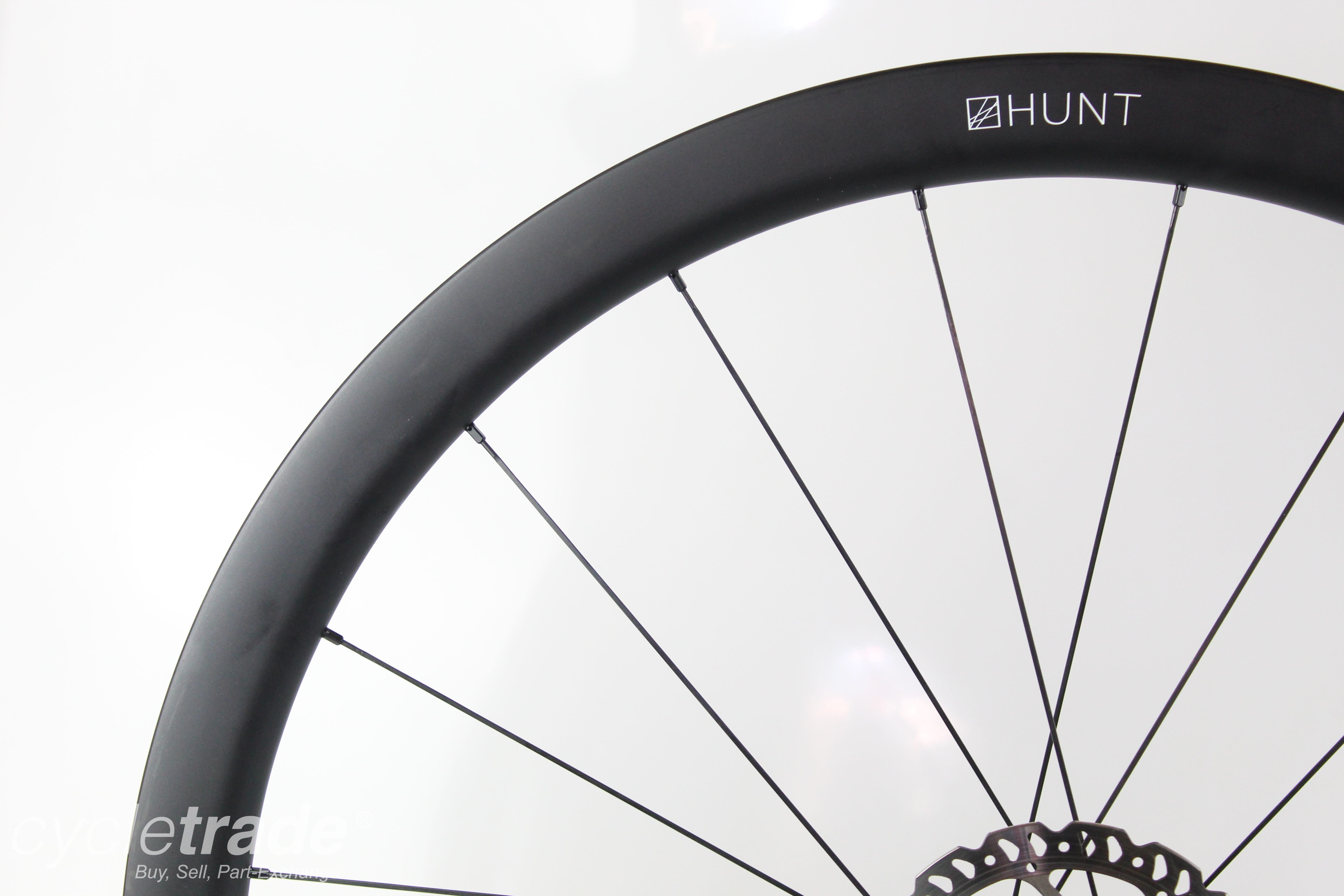 700c Road Disc Wheelset - Hunt 40/50 Carbon Aero 11 Speed - Grade A