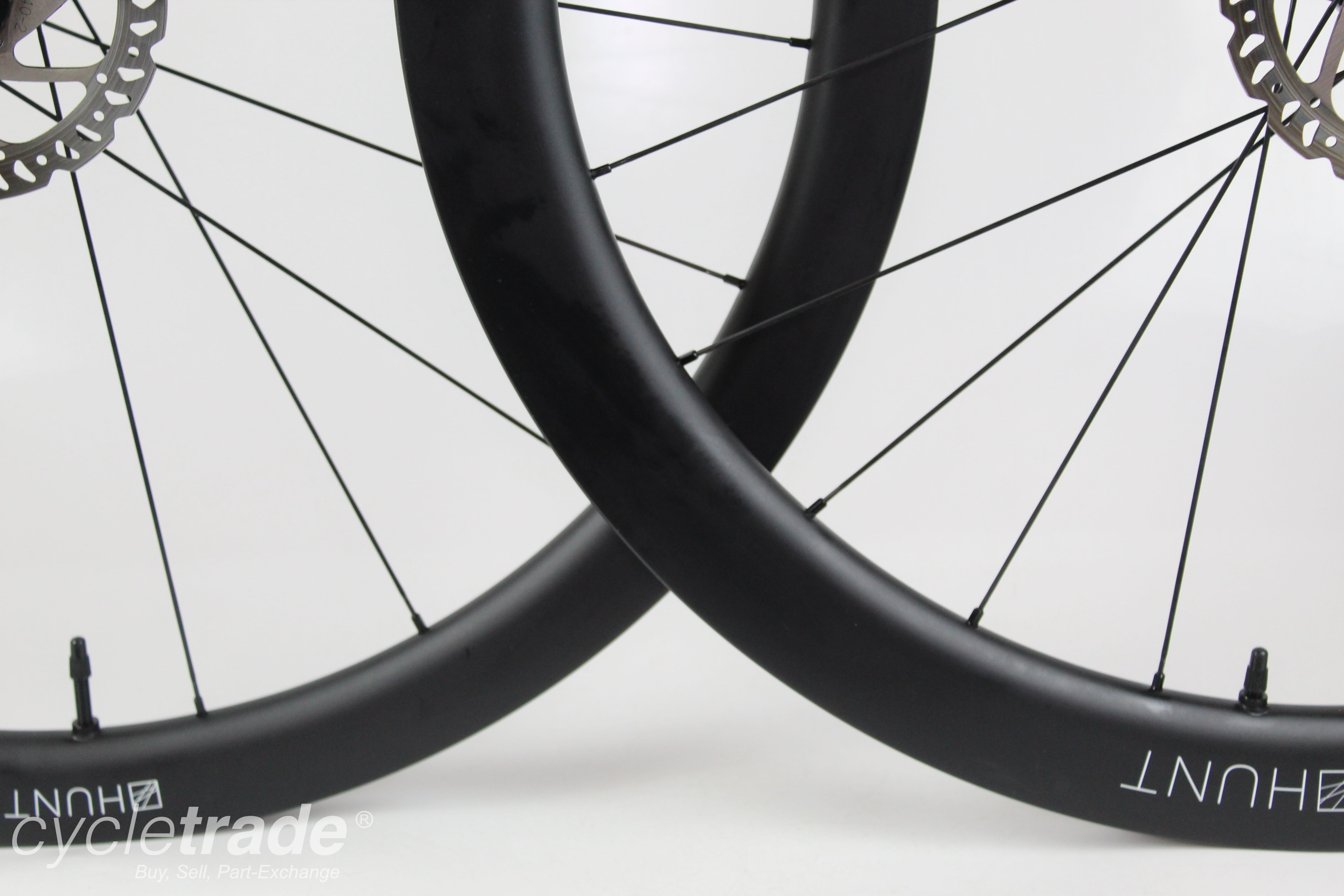 700c Road Disc Wheelset - Hunt 40/50 Carbon Aero 11 Speed - Grade A