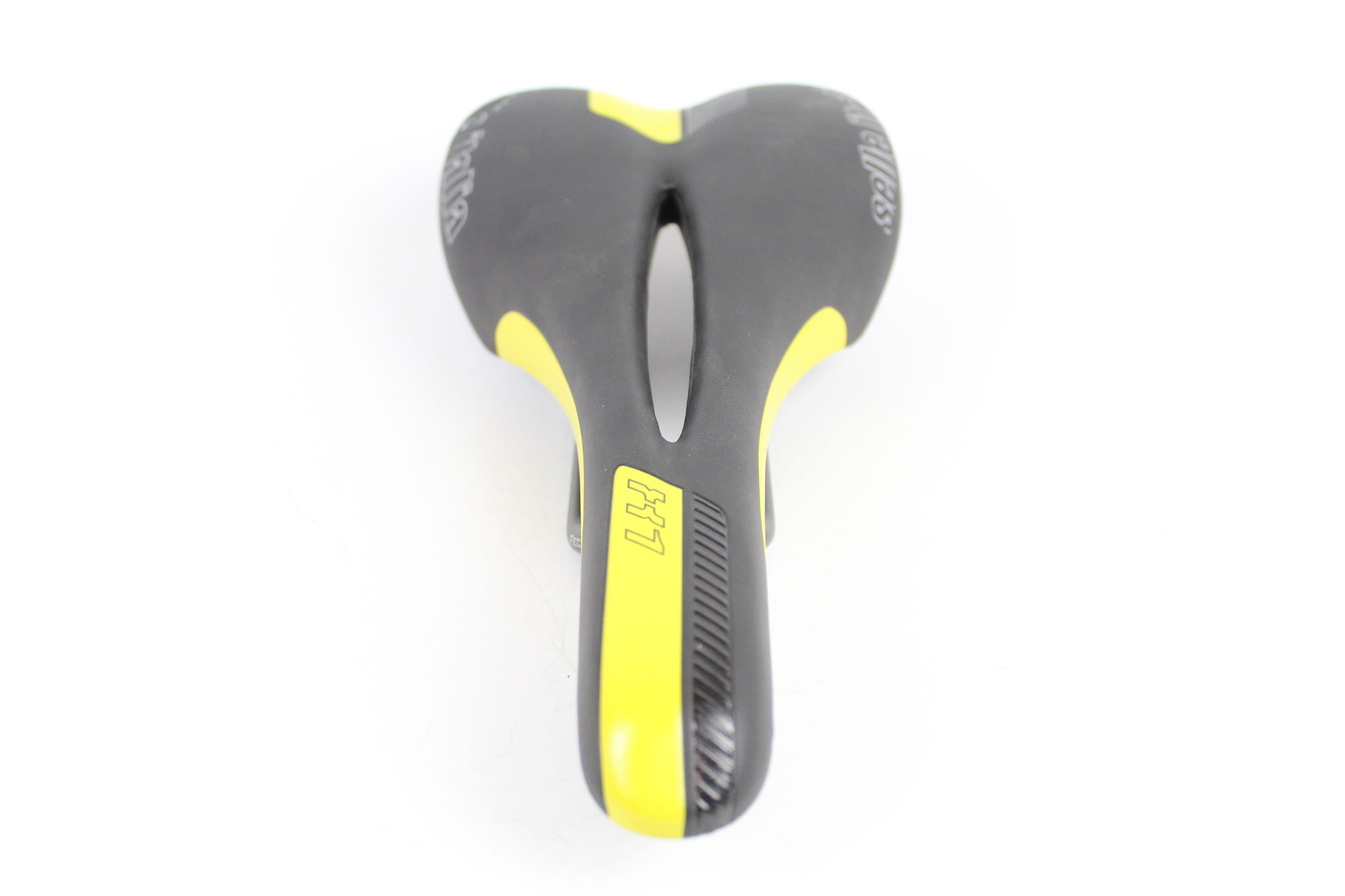 Saddle - Selle Italia X1 Flow 275 x 130mm - Grade A+ NEW