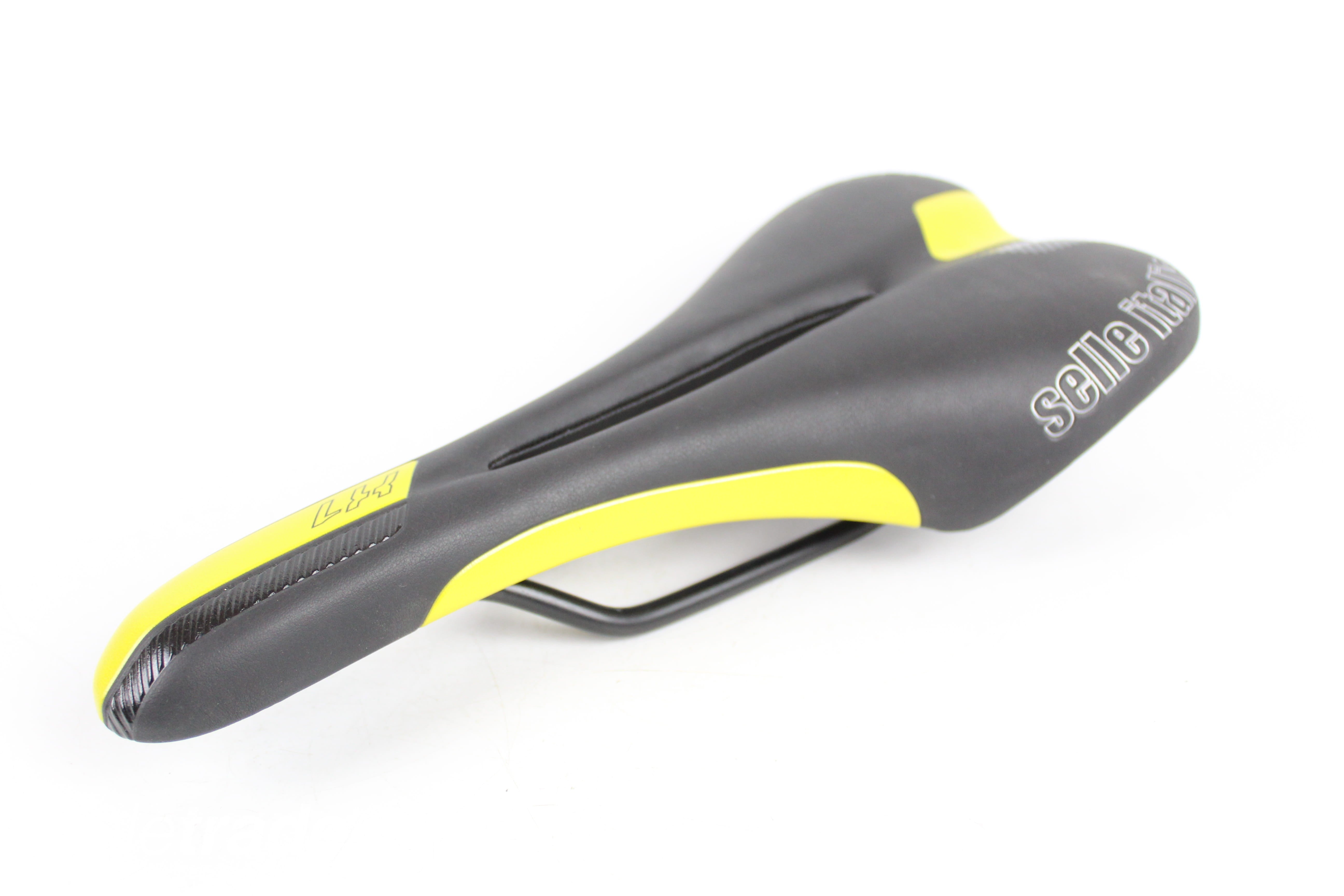 Saddle - Selle Italia X1 Flow 275 x 130mm - Grade A+ NEW