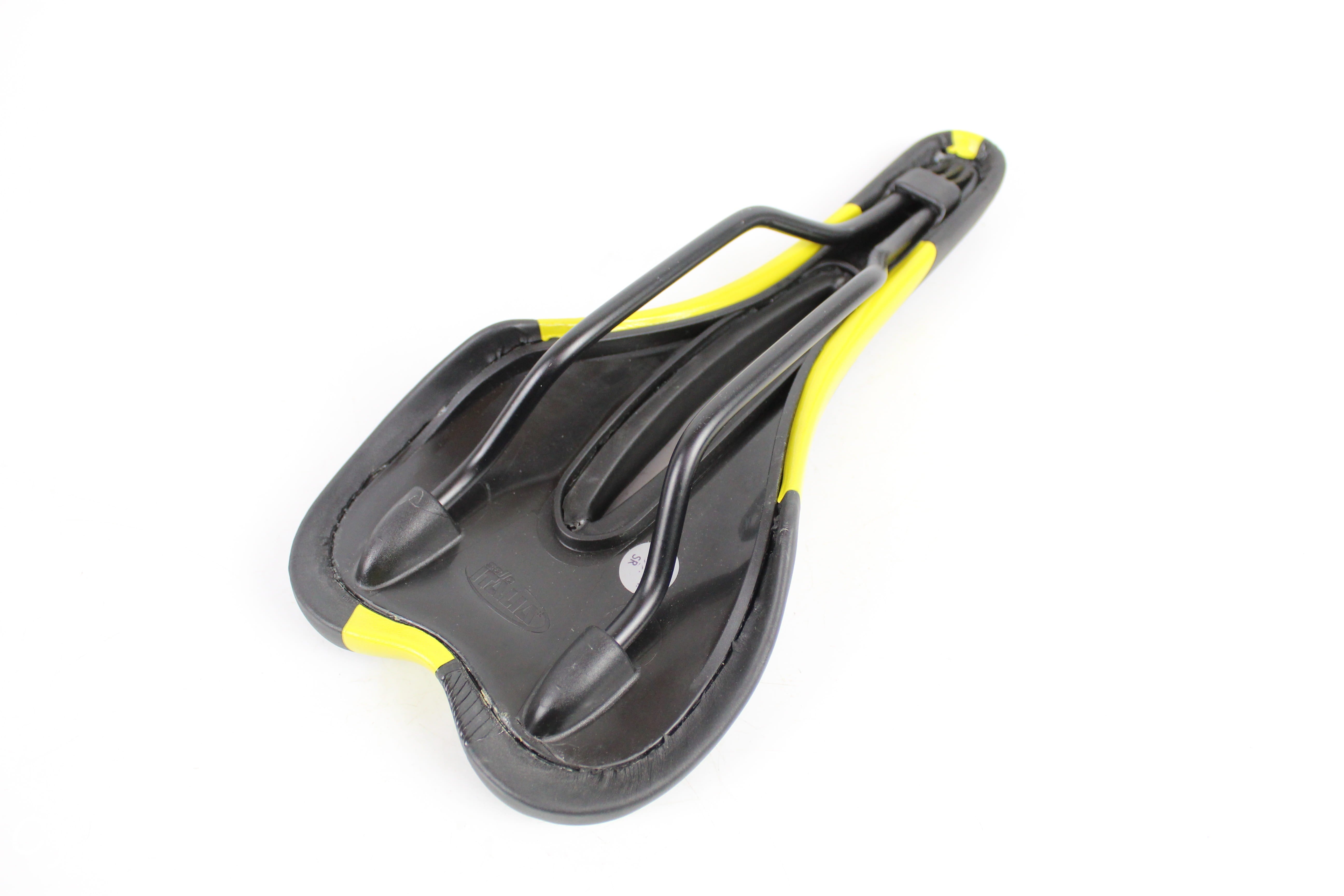 Saddle - Selle Italia X1 Flow 275 x 130mm - Grade A+ NEW