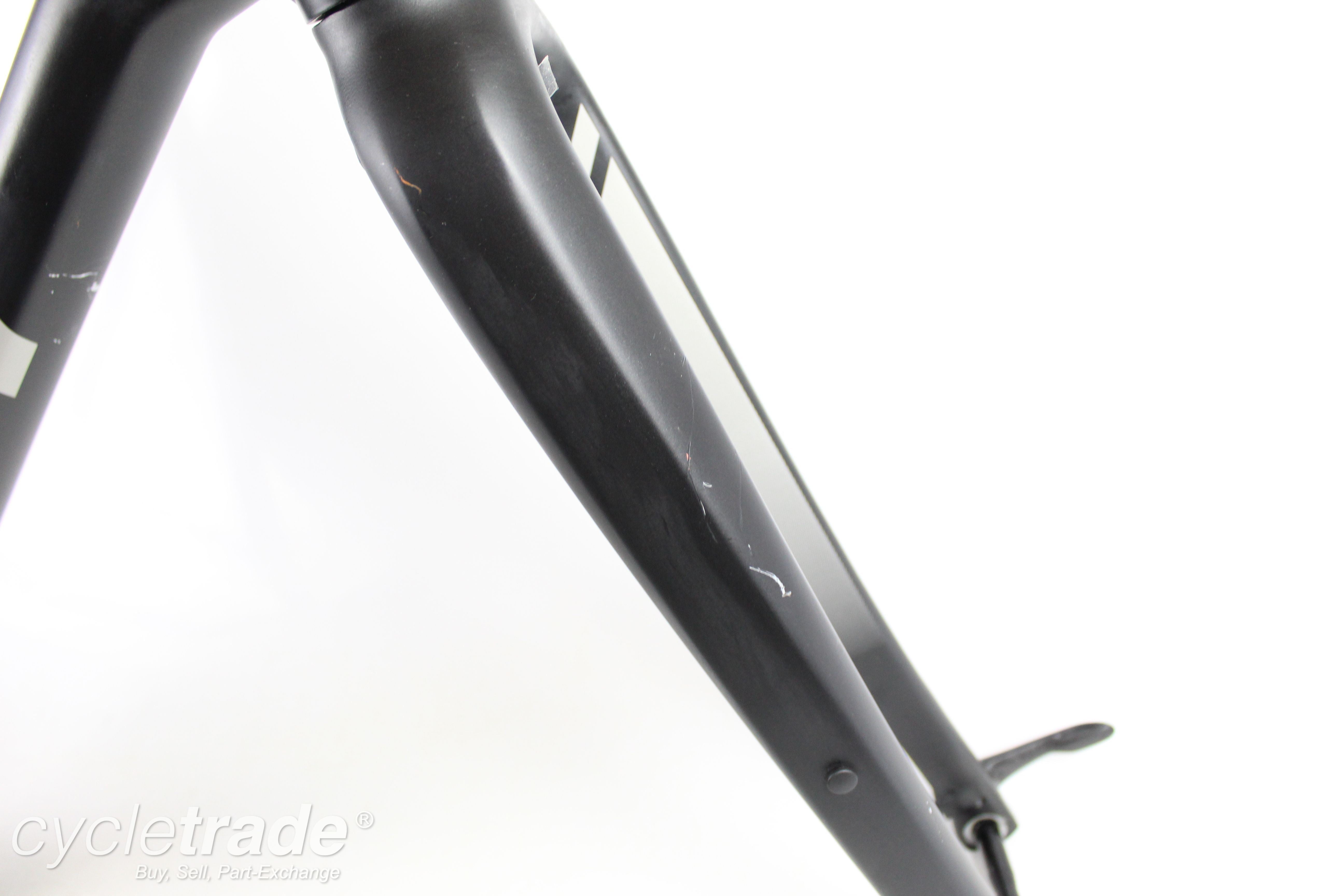 700c CX/Gravel Disc Frameset - Giant Revolt 0 (XL) - Grade A